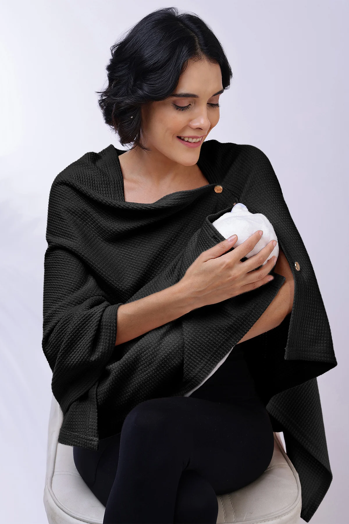 Amara Nursing Cover - Black - Image 12