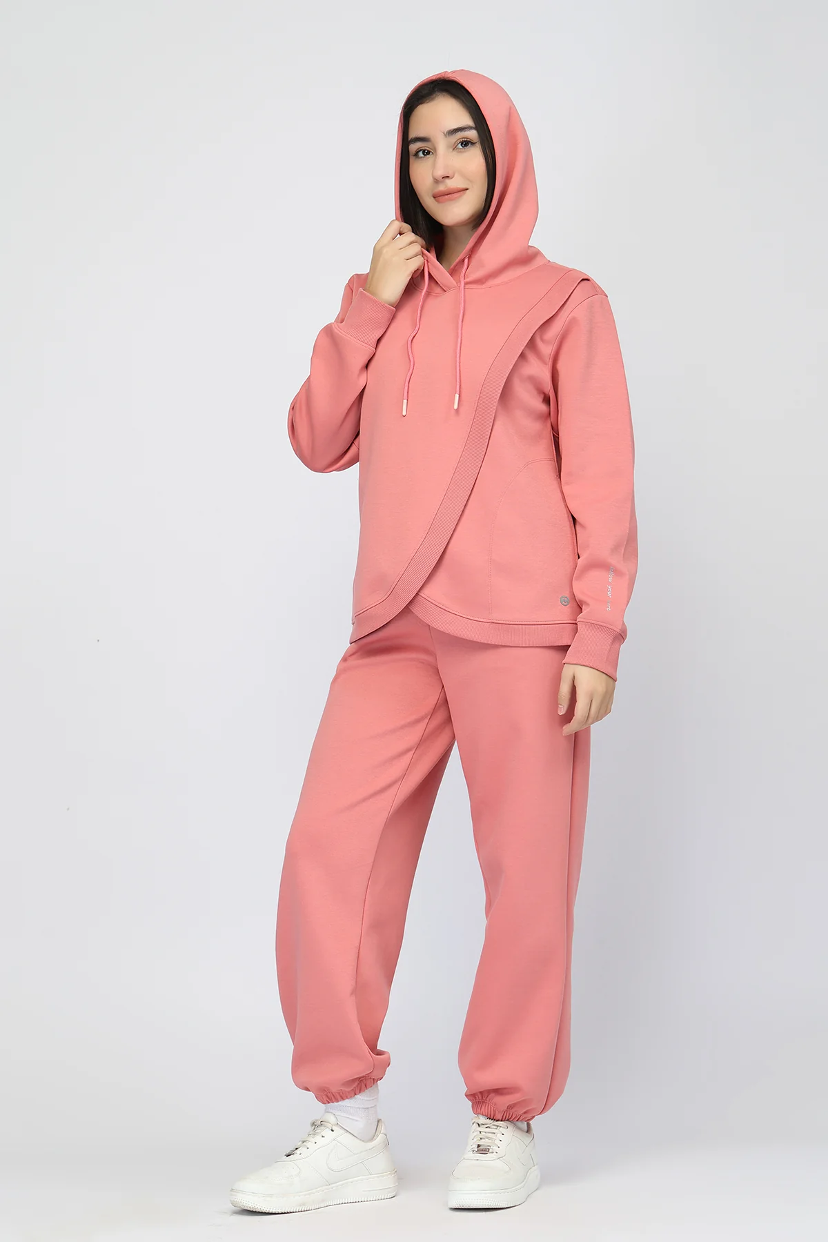 Anaya Maternity Zipless Feeding Hoodie & Jogger Set - Pink - Image 5