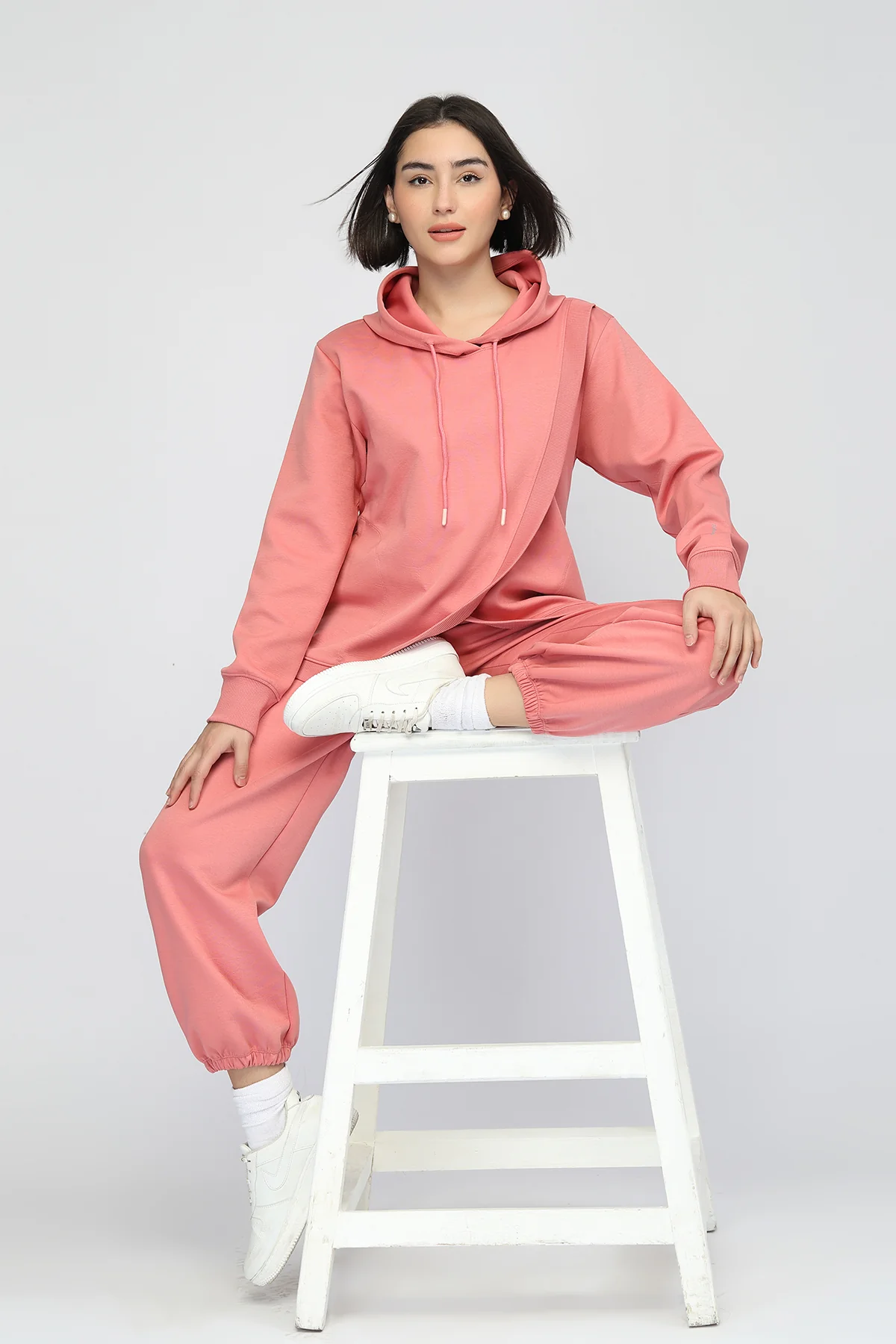 Anaya Maternity Zipless Feeding Hoodie & Jogger Set - Pink - Image 7