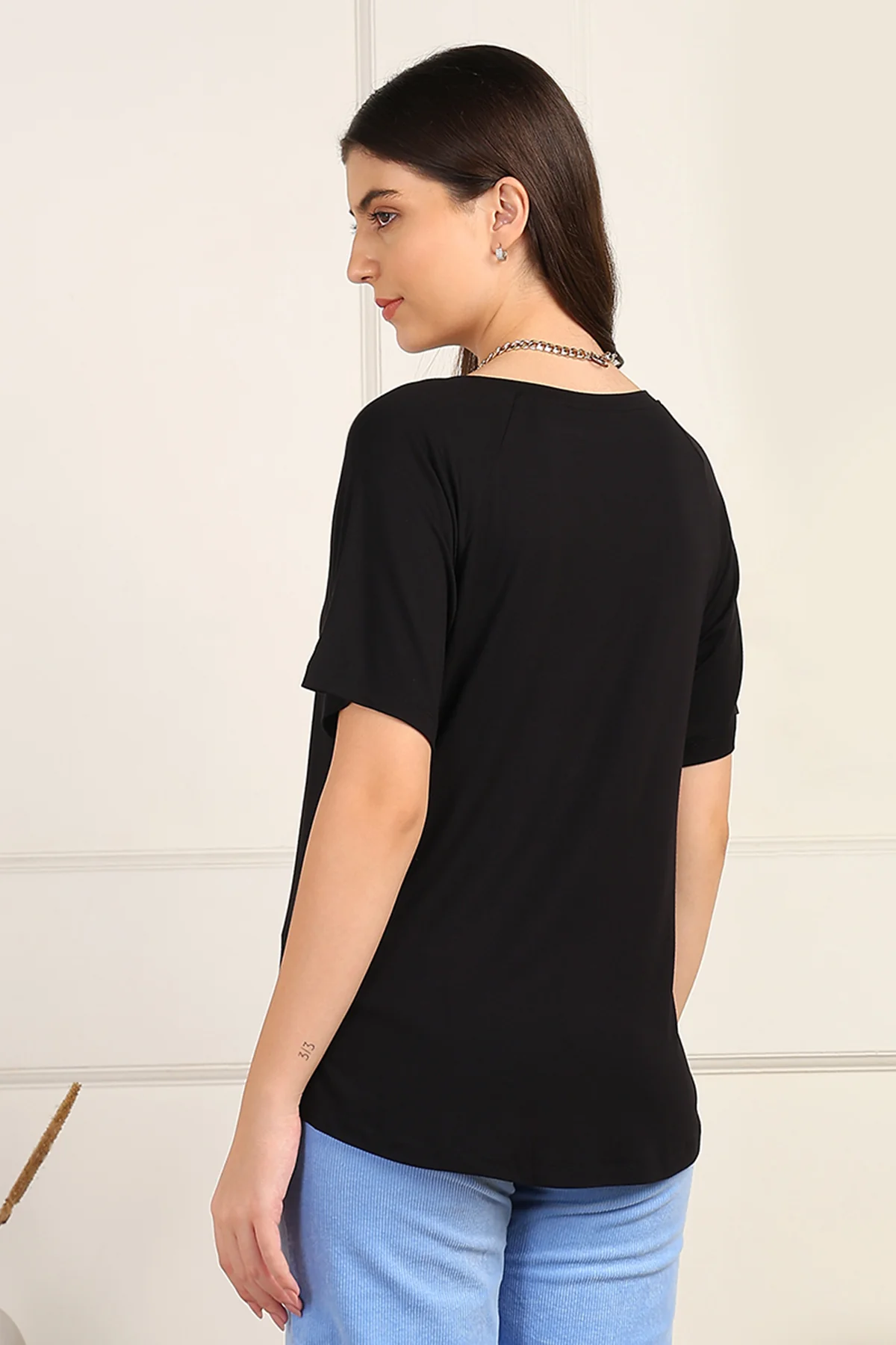 Black Solid Nursing Top with Side Zip Access - Image 5