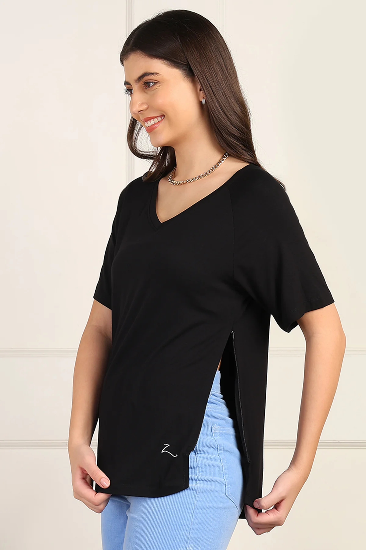 Black Solid Nursing Top with Side Zip Access - Image 9