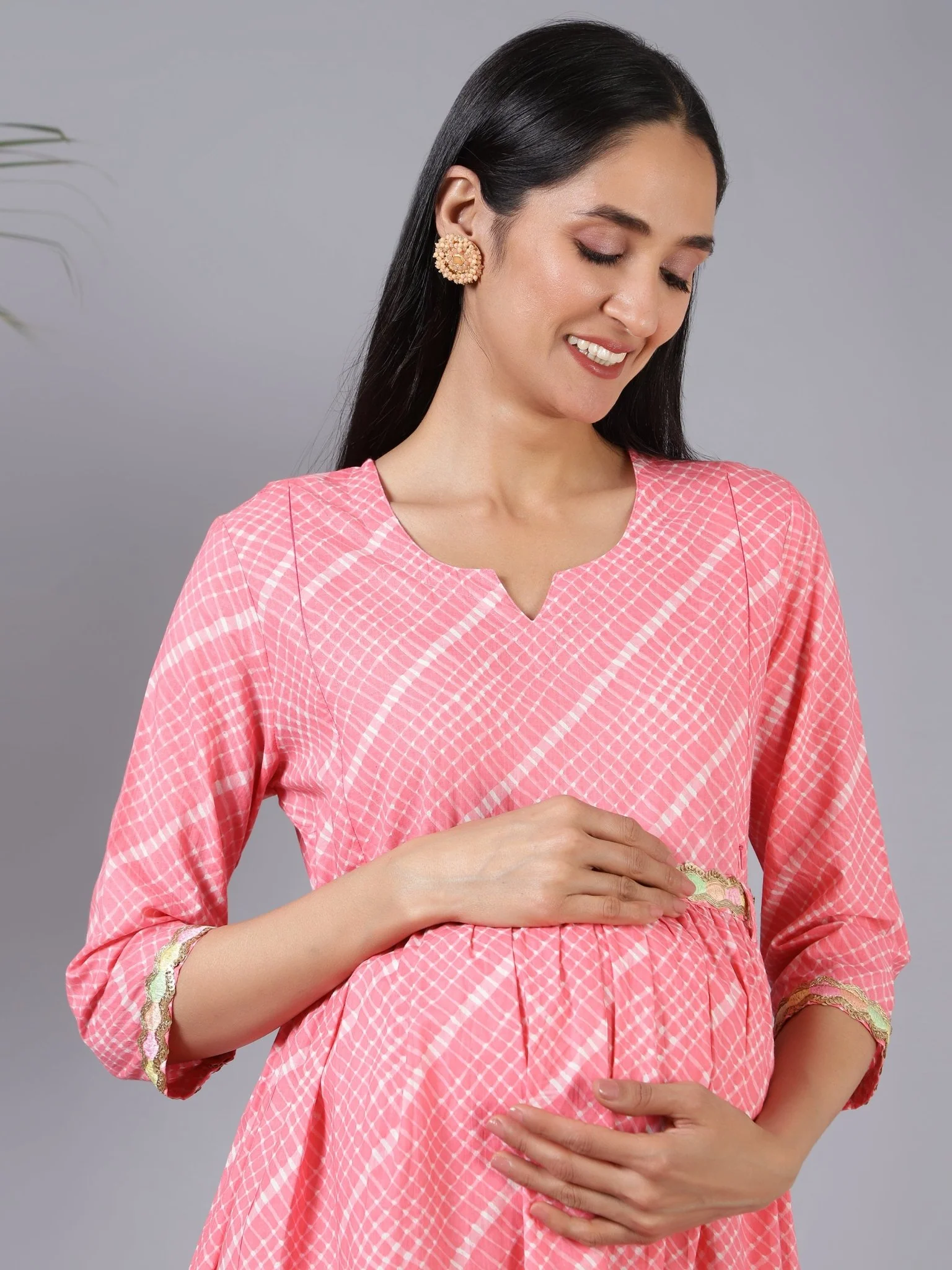 Salmon Splash Maternity Dress with Embroidered Lace and Pocket - Image 3