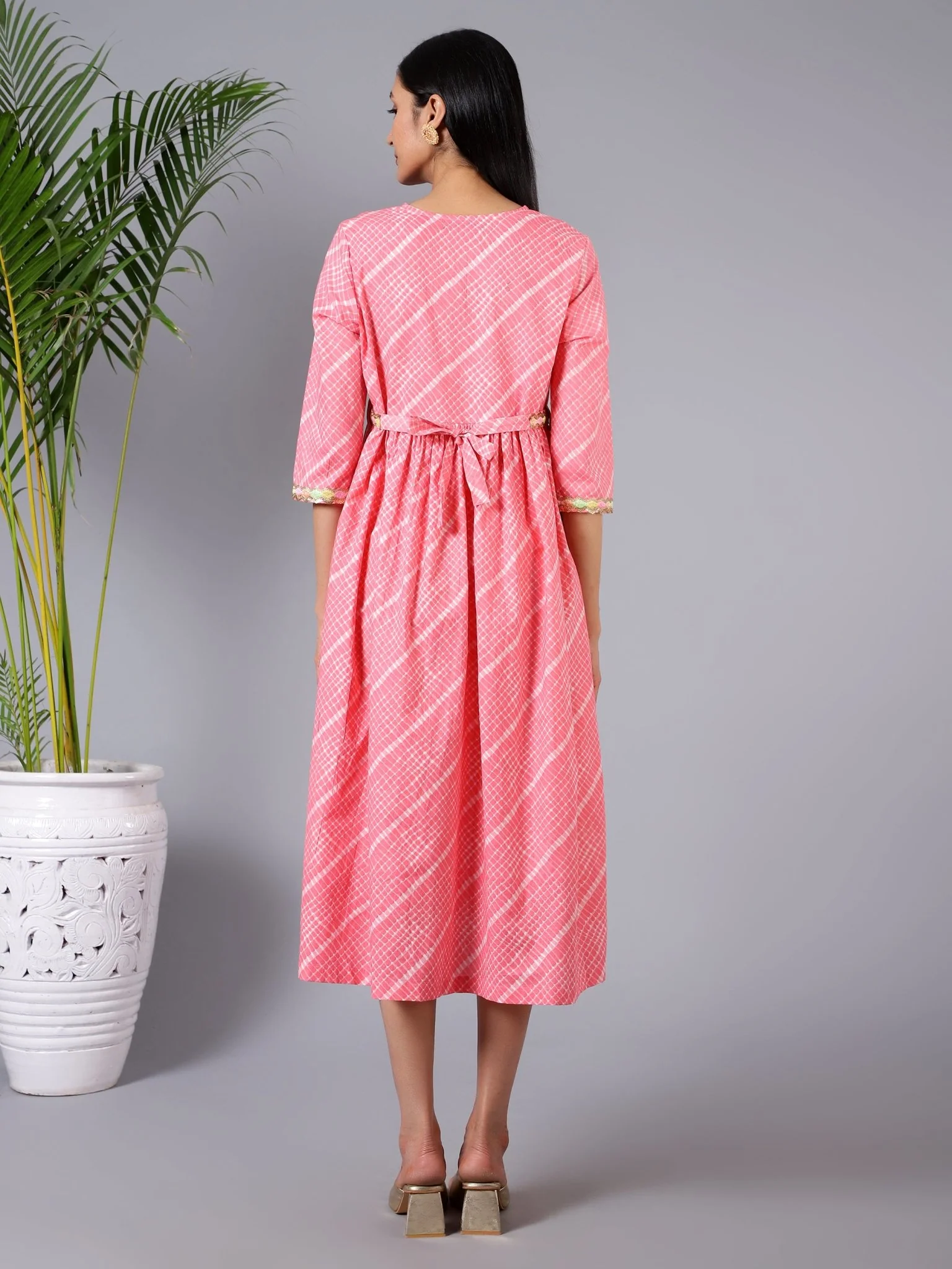 Salmon Splash Maternity Dress with Embroidered Lace and Pocket - Image 4