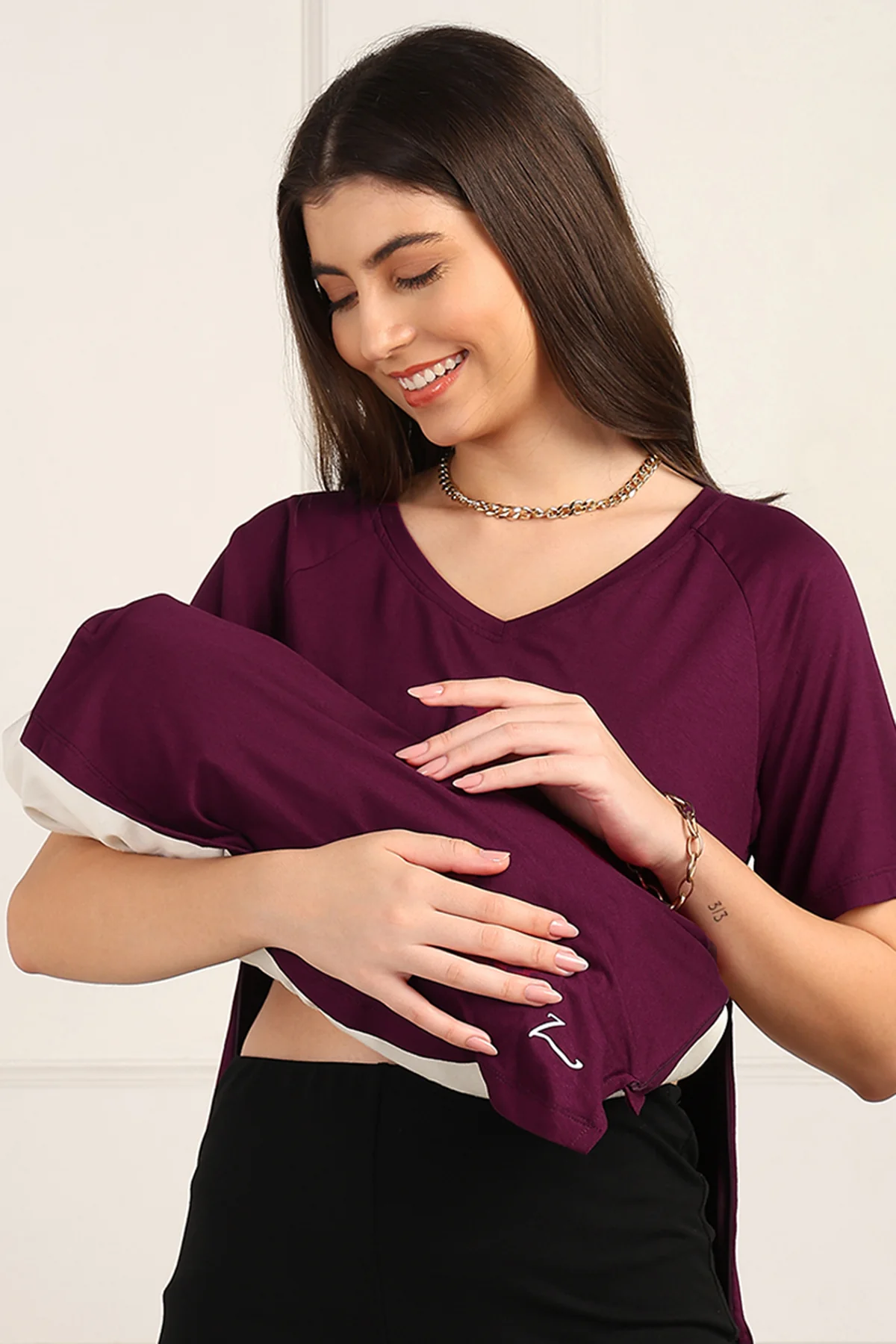 Burgundy Solid Nursing Top with Side Zip Access - Image 2
