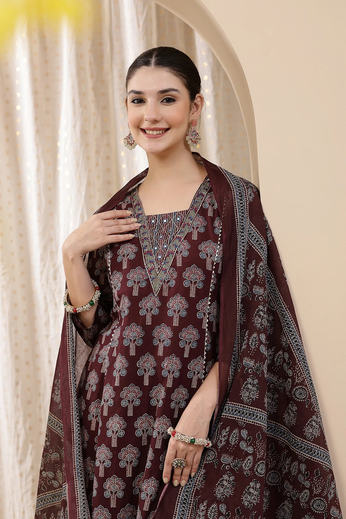 Deep Purple 100% Cotton Concealed Zip Feeding Maternity Kurta Set with Dupatta - Image 12