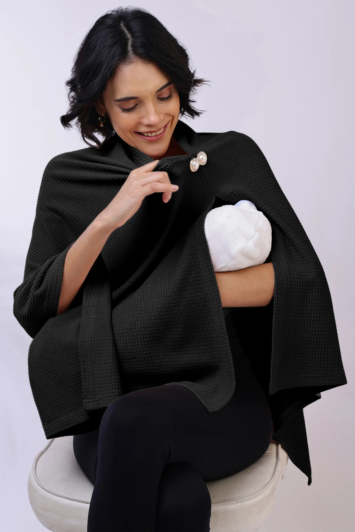 Diana Nursing Cover - Black - Image 13