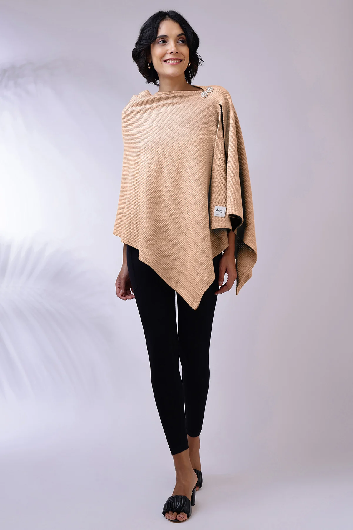 Diana Nursing Cover - Champagne - Image 11