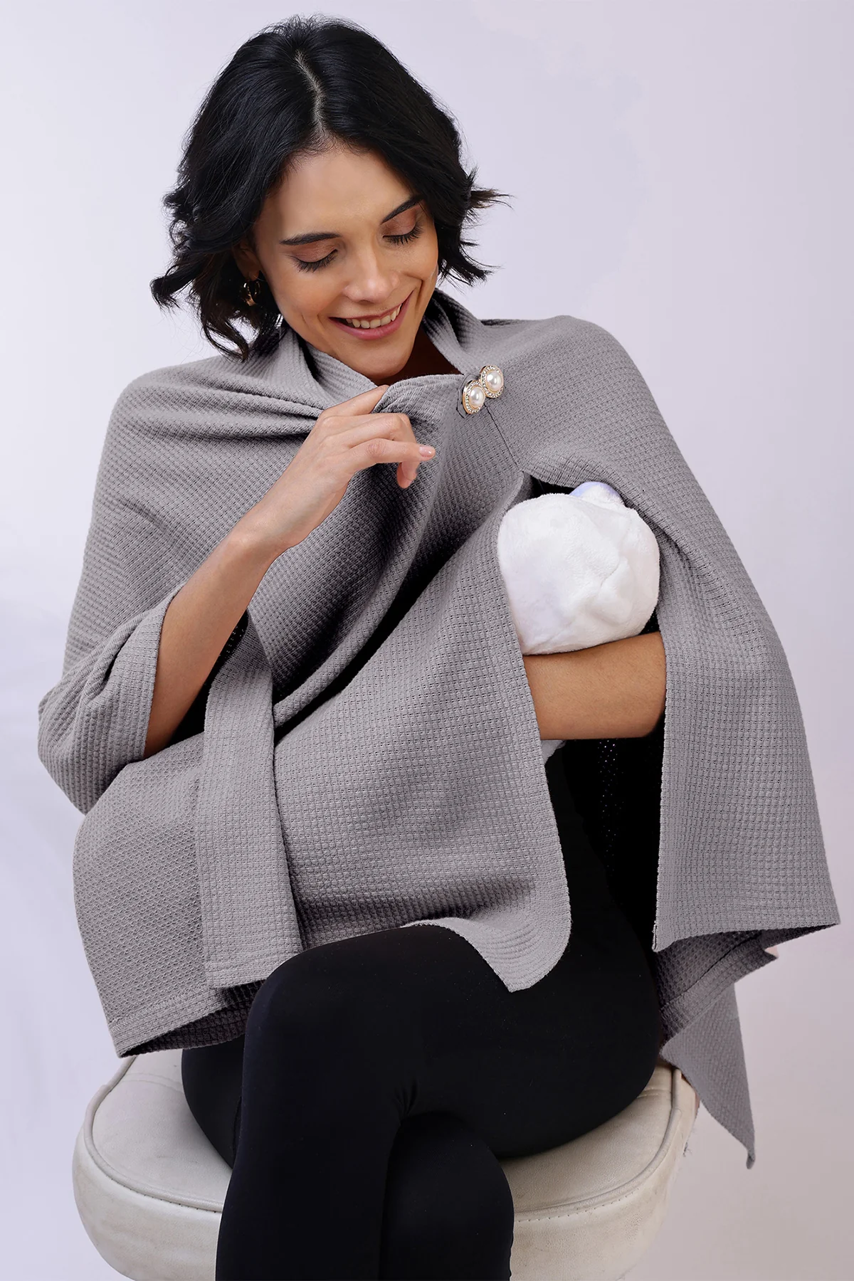 Diana Nursing Cover - Grey - Image 13