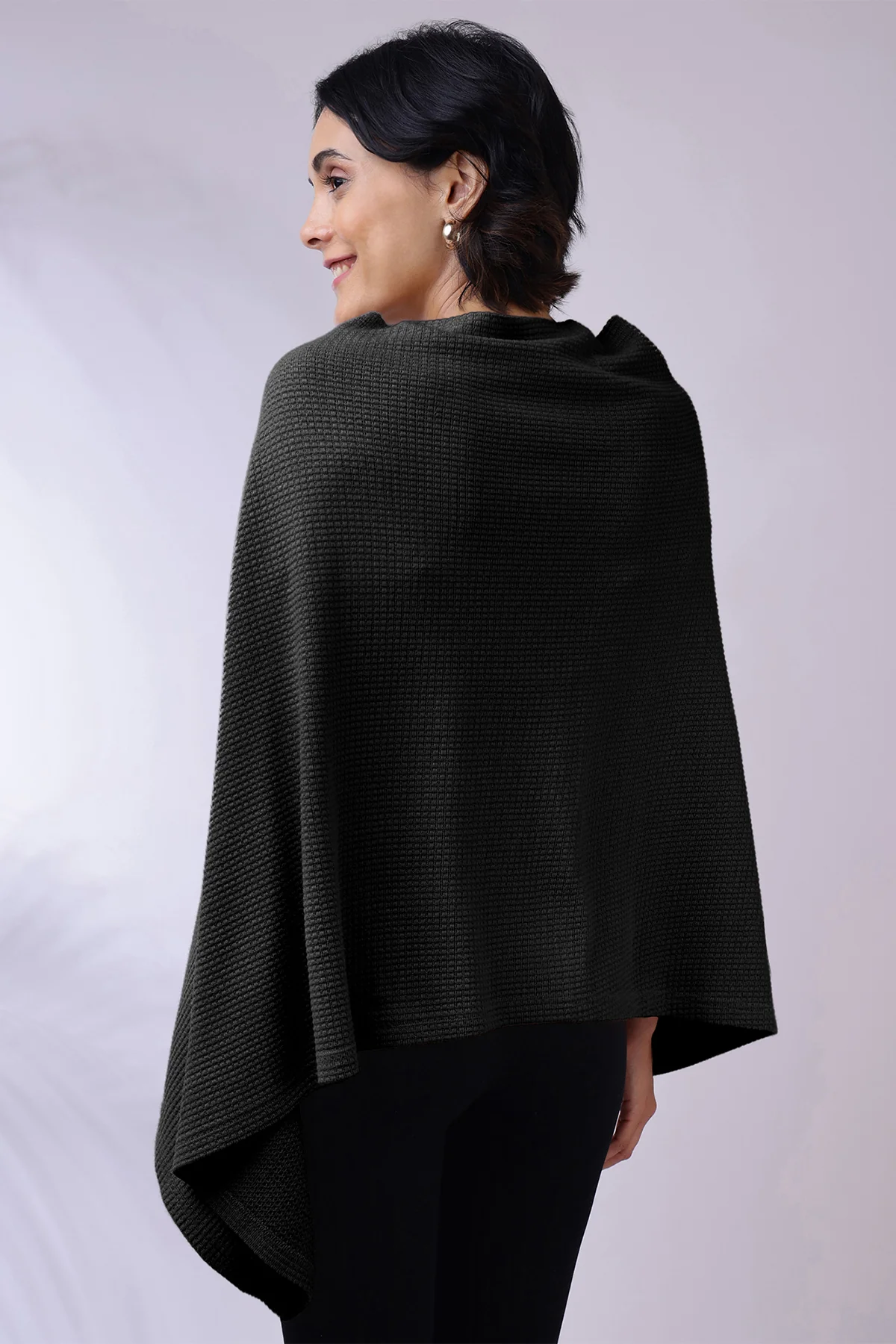 Elena Nursing Cover - Black - Image 12