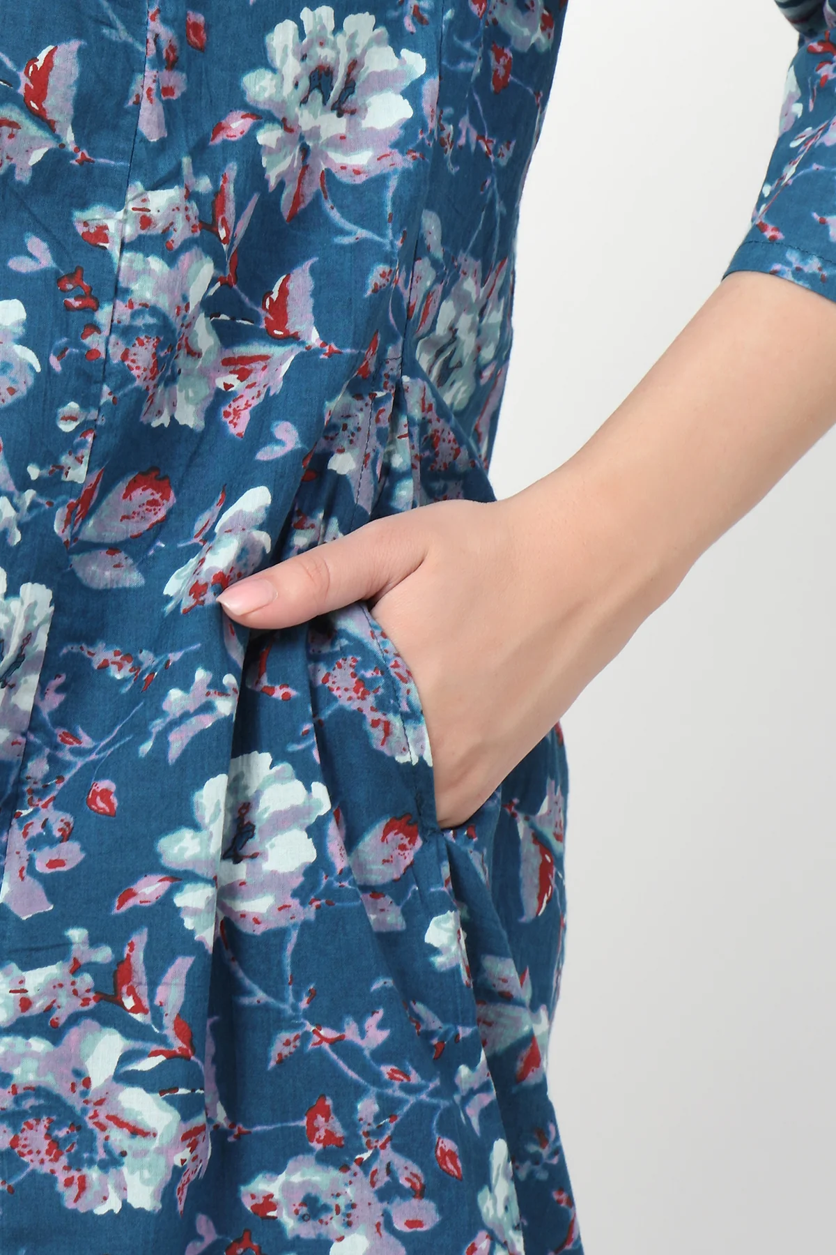 Embroidered Floral Print Cotton Maternity & Nursing Kurta Set - Multi - Image 10