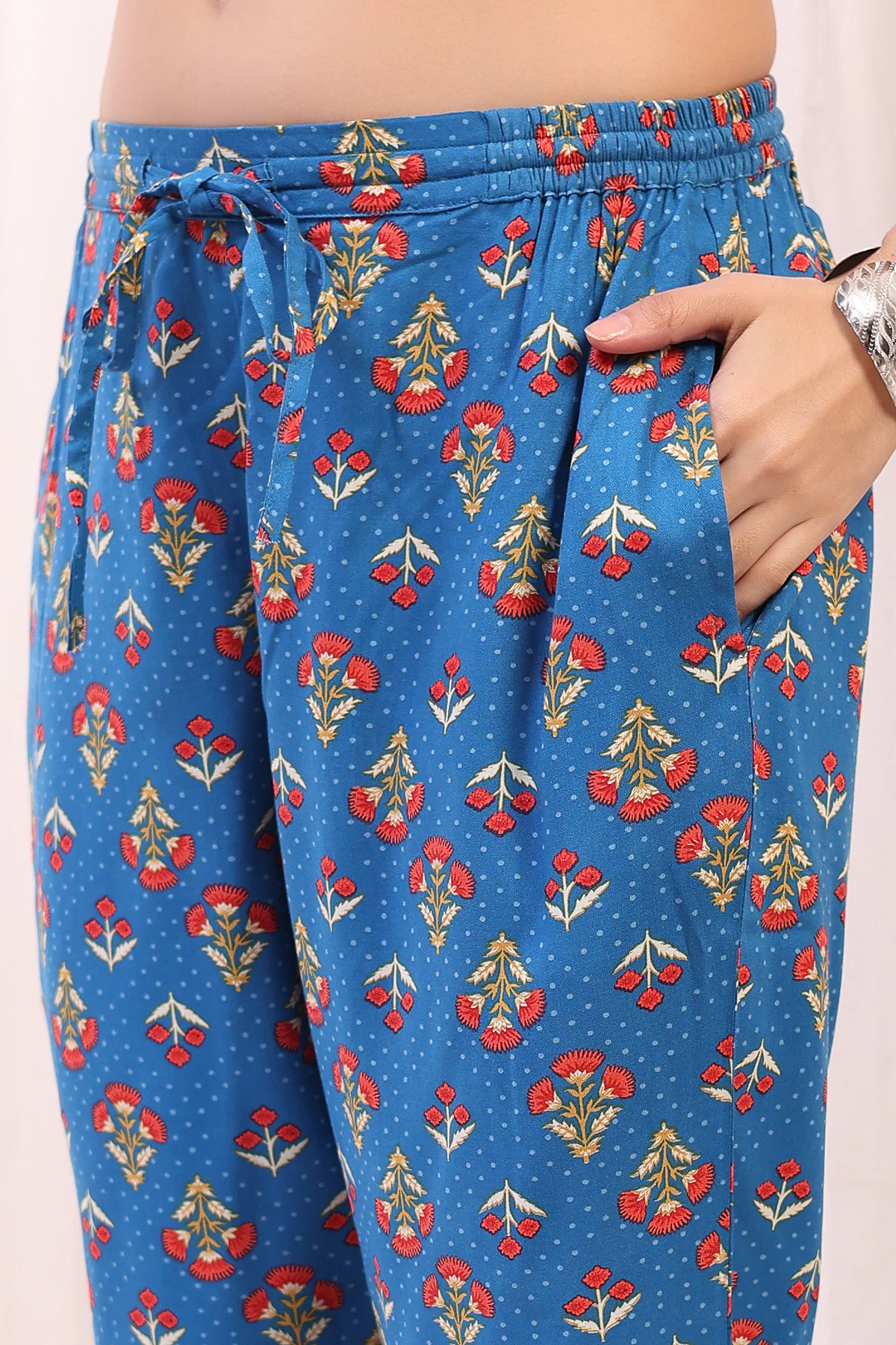Embroidered Zip Feeding Kurta-Pant Set - Blue - Image 4