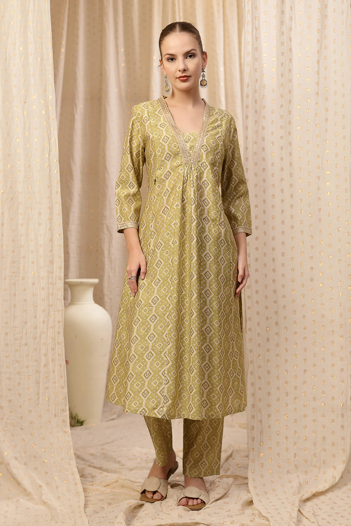 Embroidered Zip Feeding Kurta-Pant Set - Olive Green - Image 8