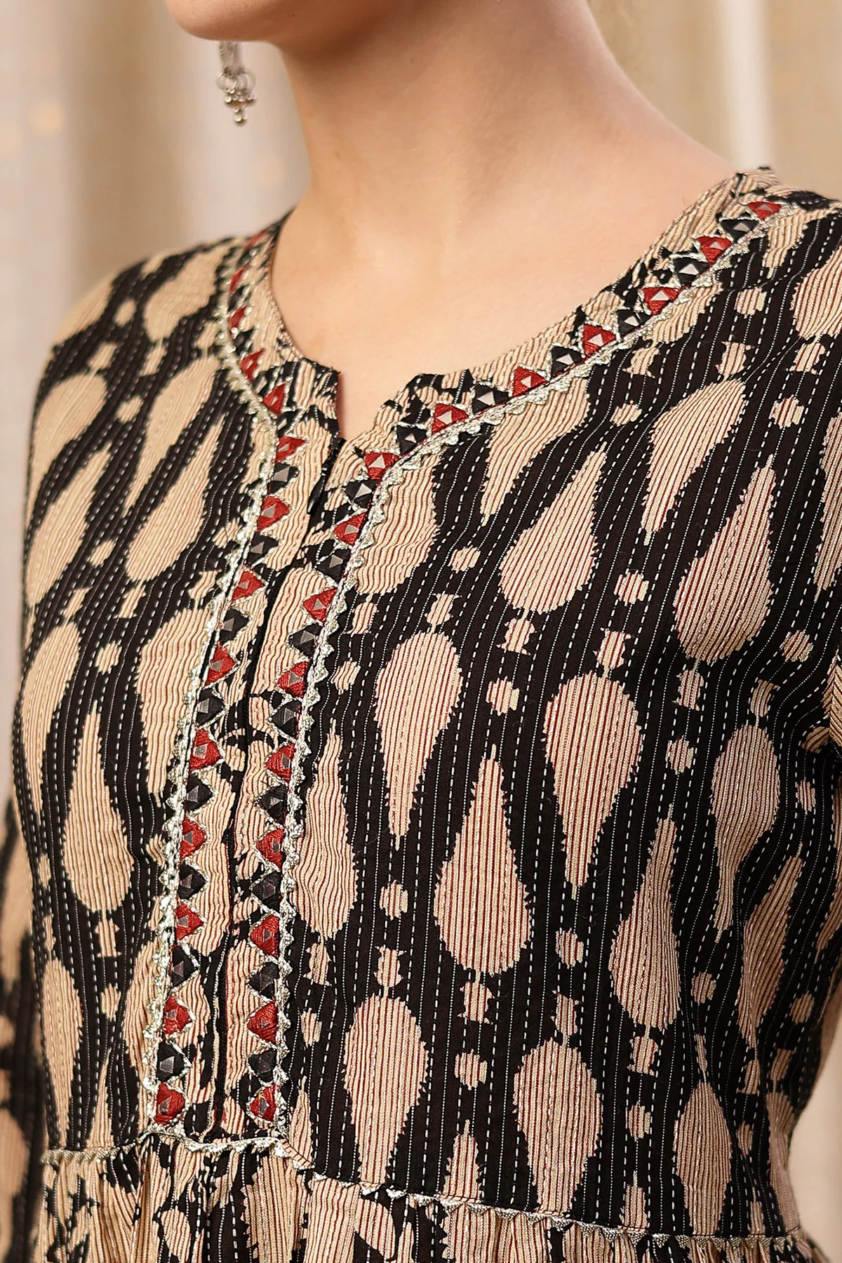 Ethnic Cotton Tiered Maternity Kurti for Feeding - Black - Image 7