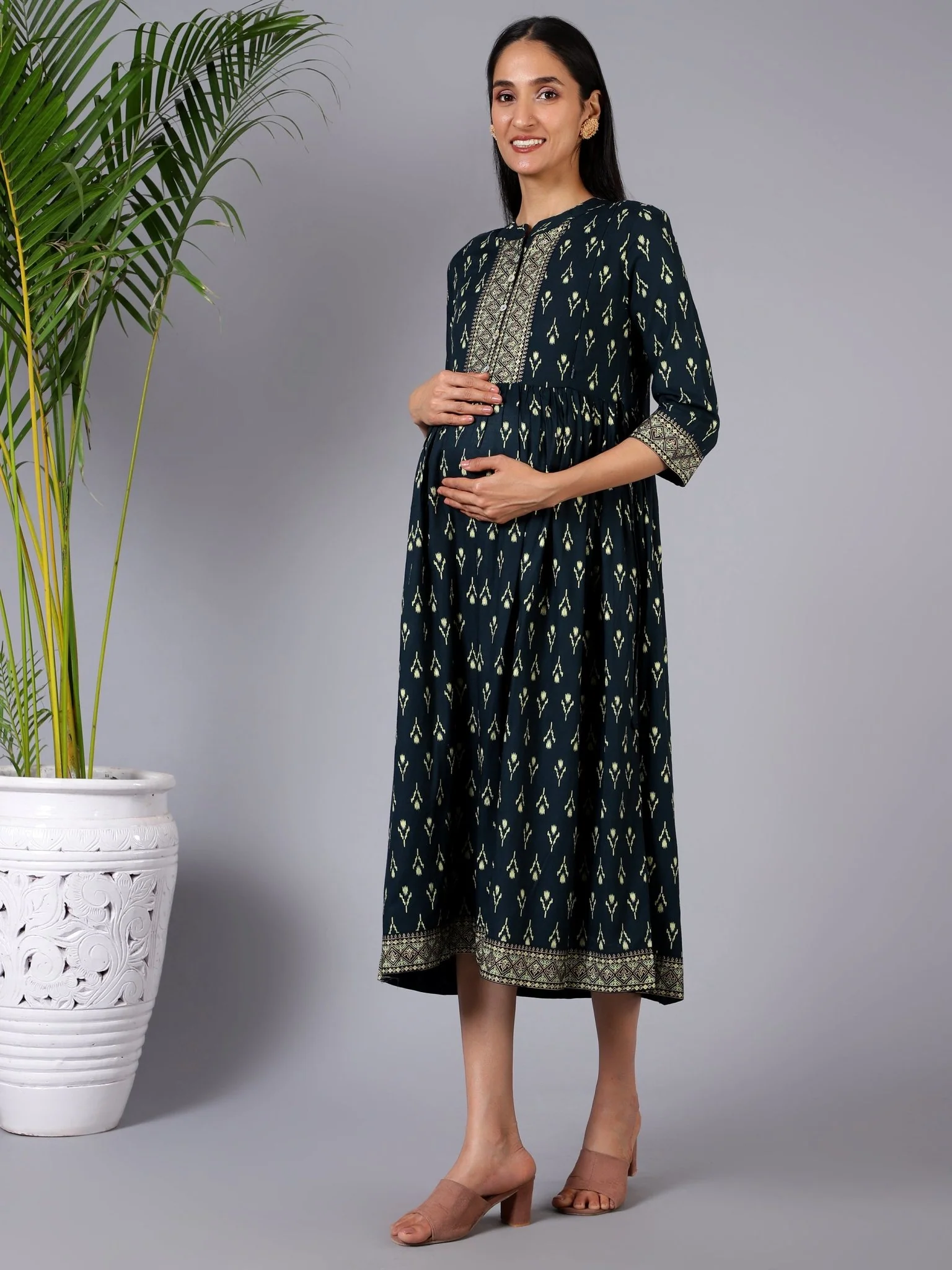 Evergreen Elegance Maternity Dress with Pocket - Image 5