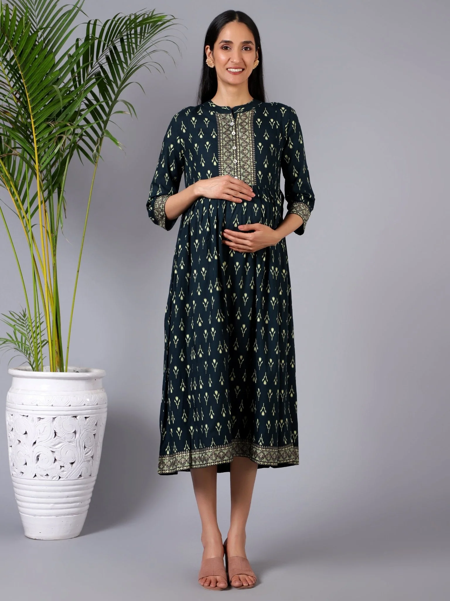 Evergreen Elegance Maternity Dress with Pocket - Image 6