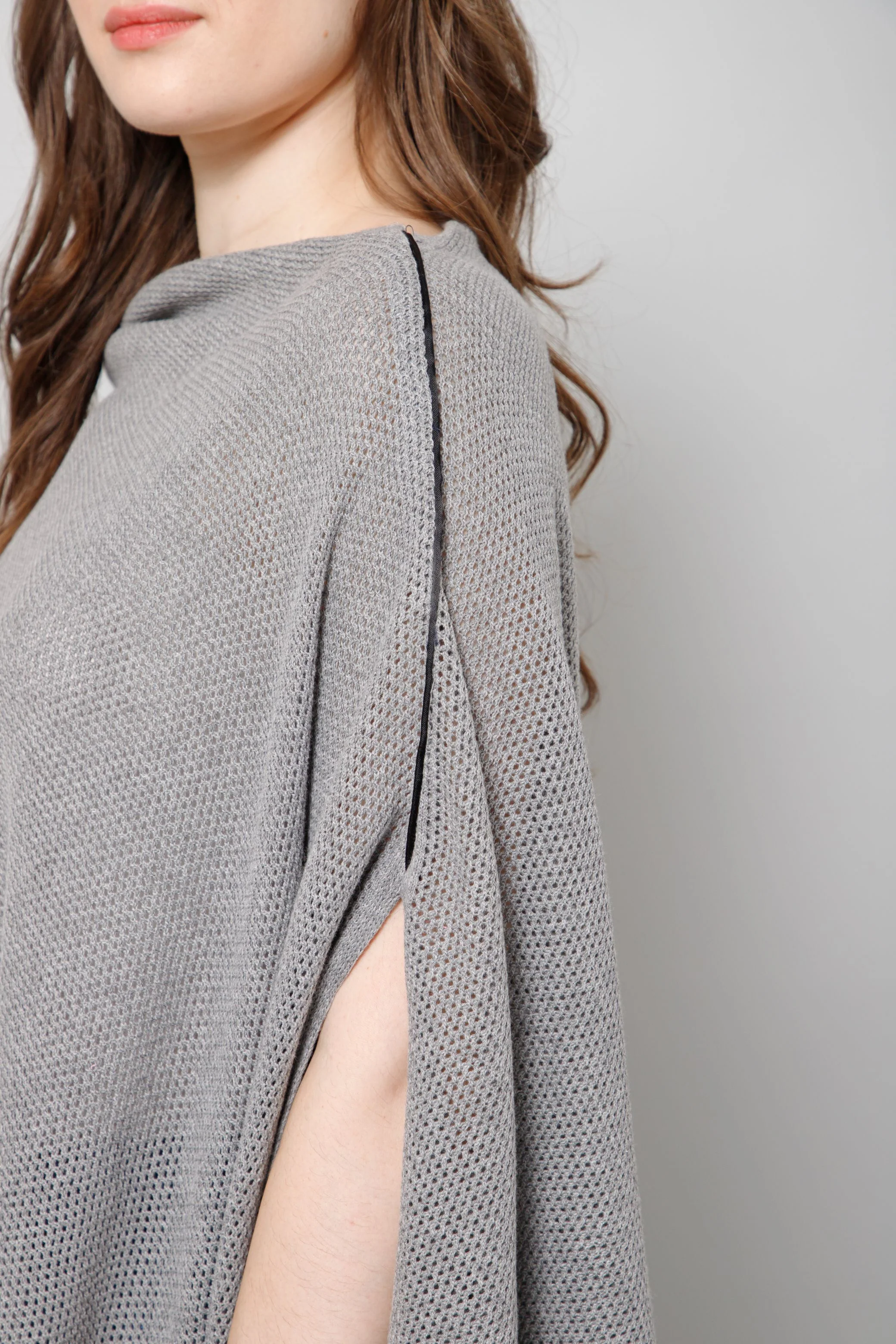 Graphite Grace Honeycomb Feeding & Nursing Cover - Image 6