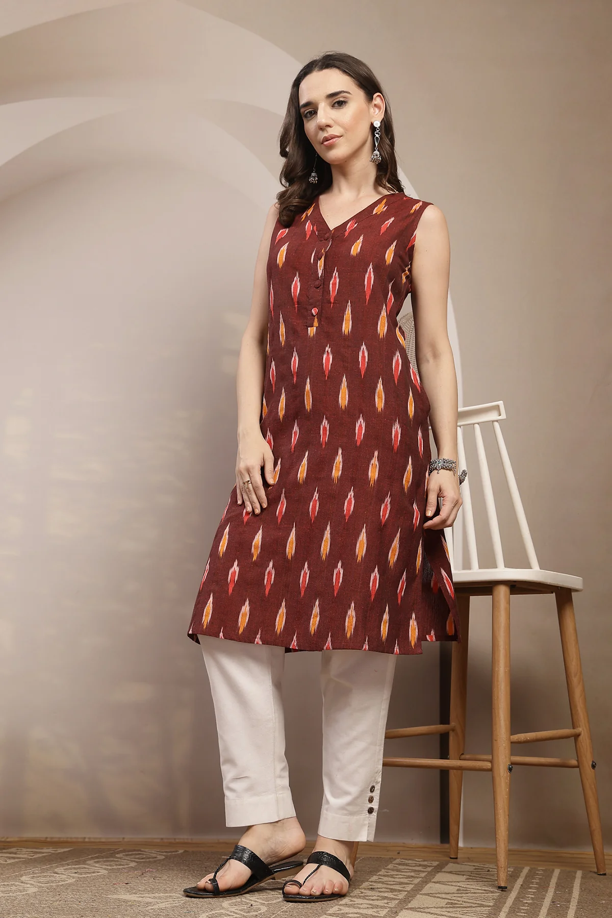 Ikat V-Neck Zipless Feeding Sleeveless Maternity Kurta - Maroon - Image 7
