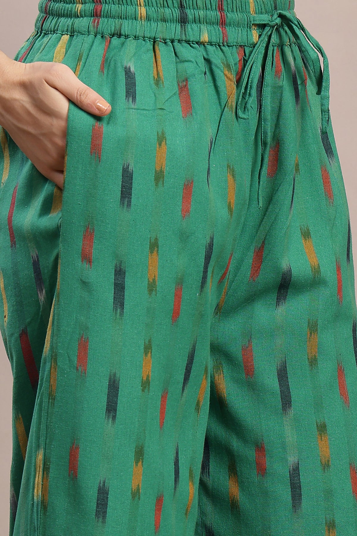 Ikat Zipless Maternity Kurta Set - Green - Image 10