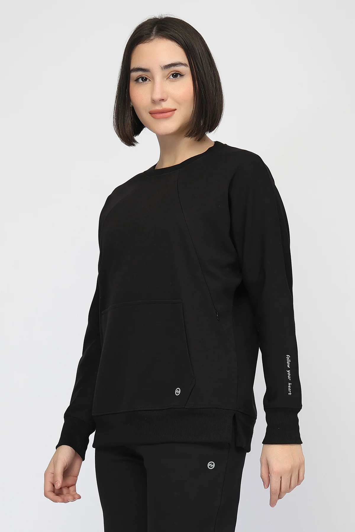 Laya Maternity Feeding Sweatshirt - Black - Image 5