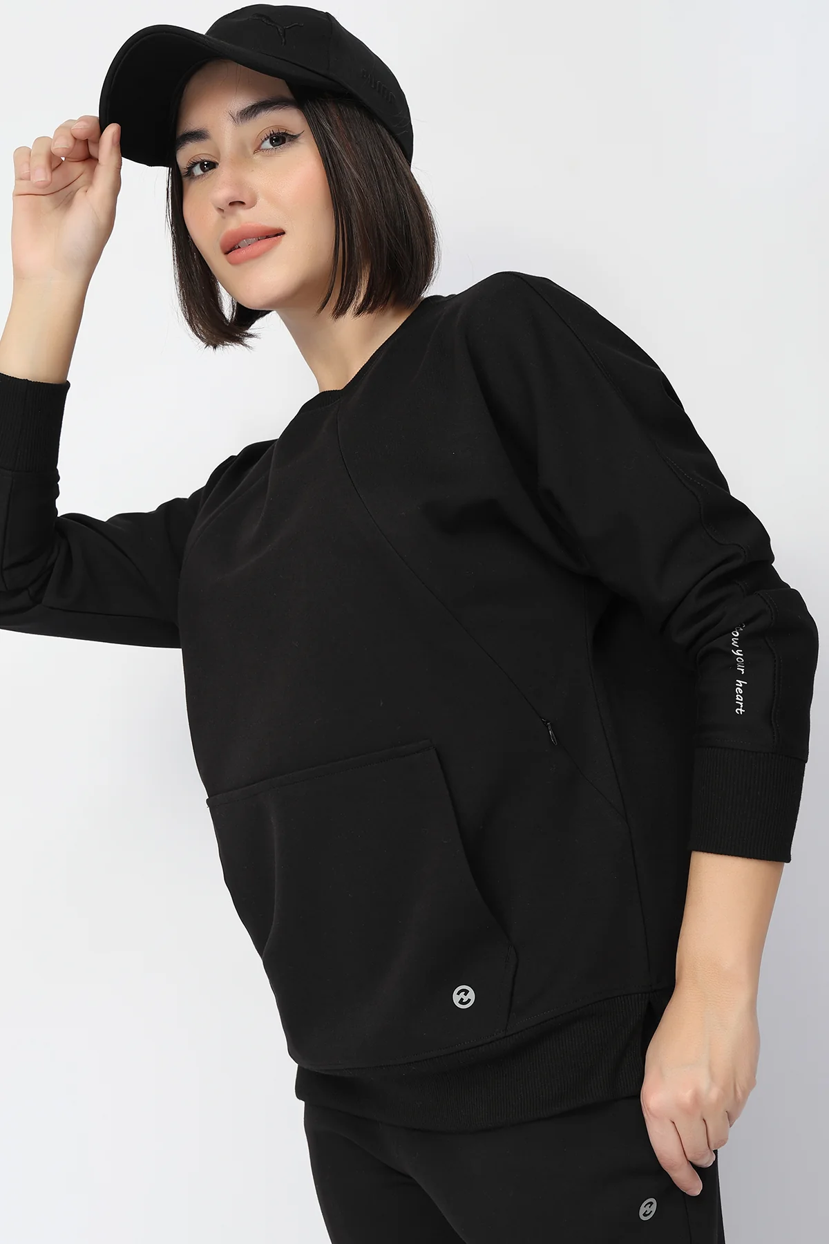Laya Maternity Feeding Sweatshirt - Black - Image 9