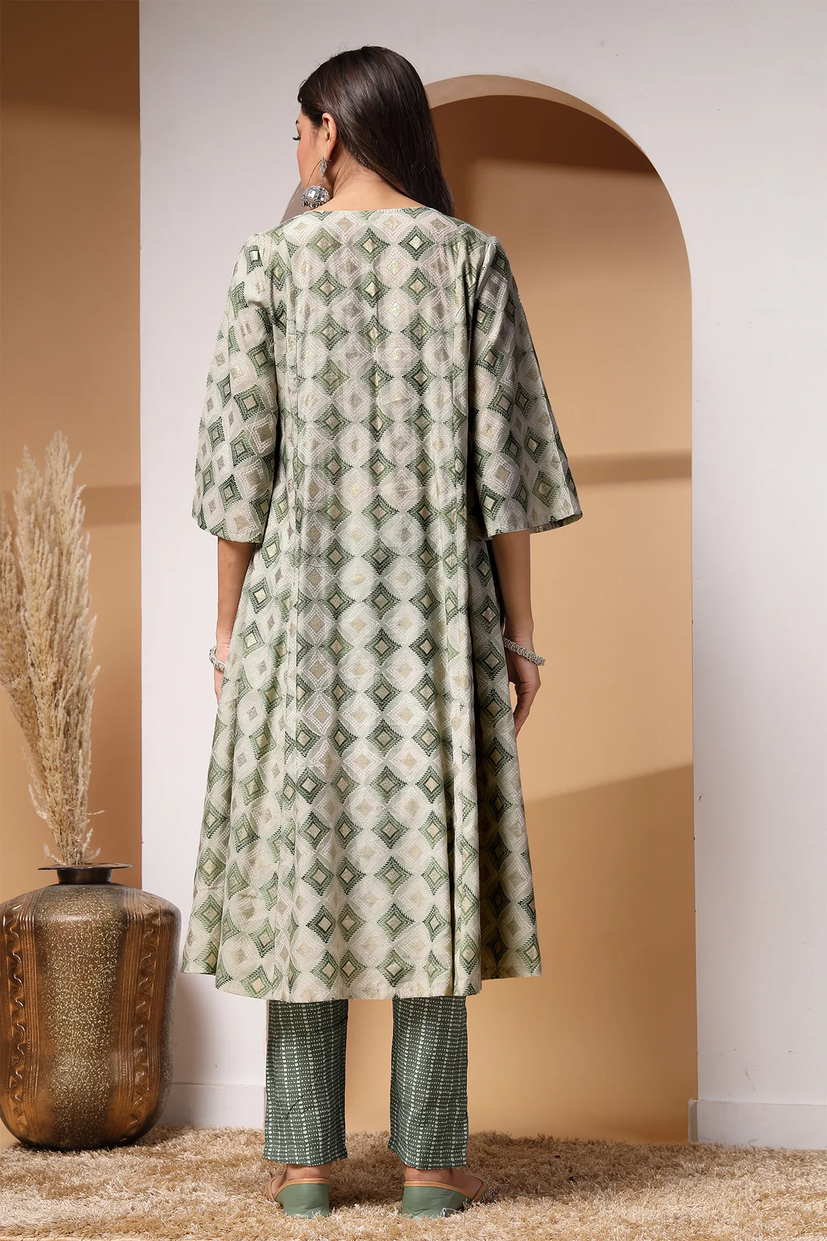 Light Green Gold Foil Print Zipless Feeding Kurta Pant Set - Image 3