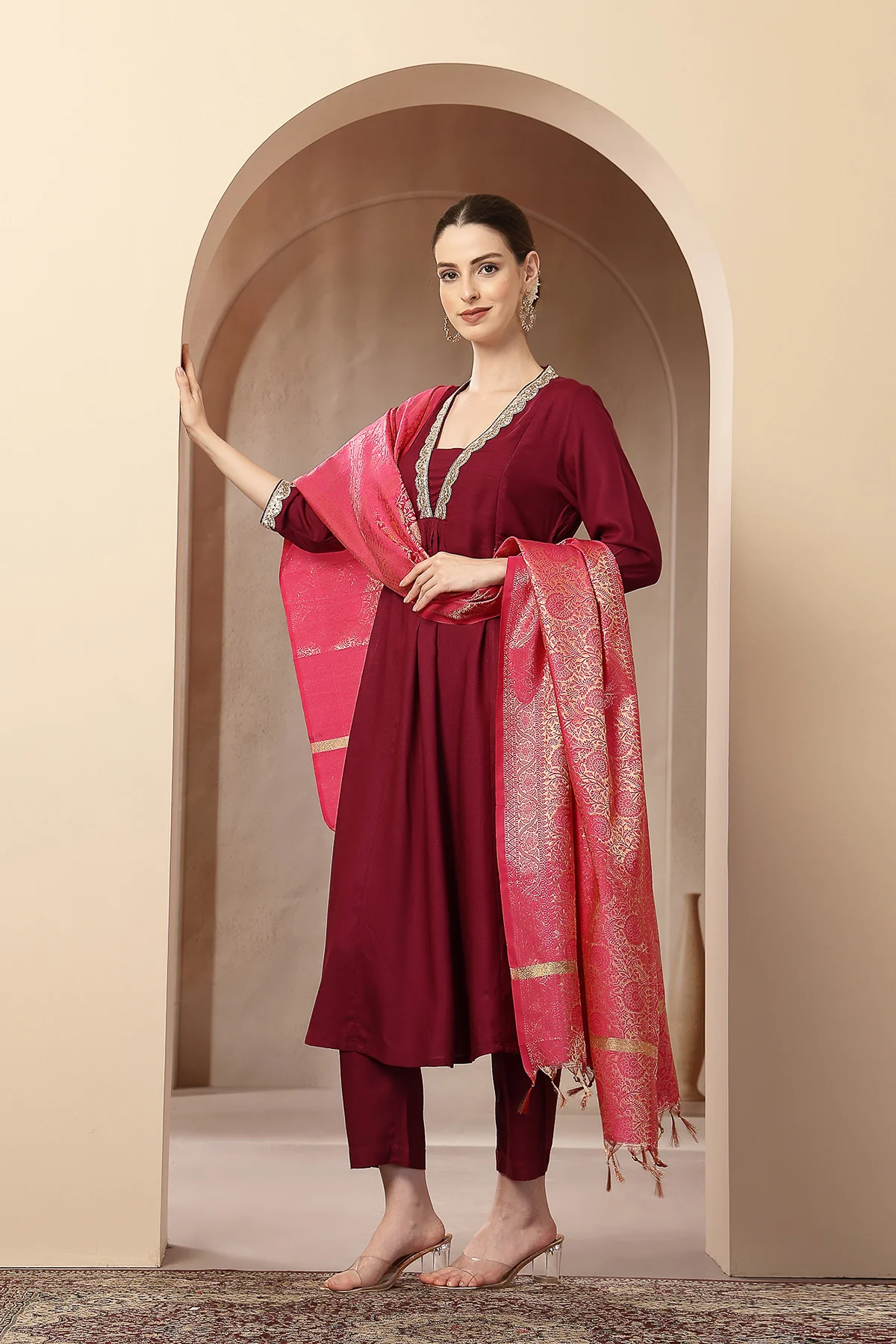 Maternity Concealed Zip Feeding Kurta Set with Dupatta - Maroon - Image 10