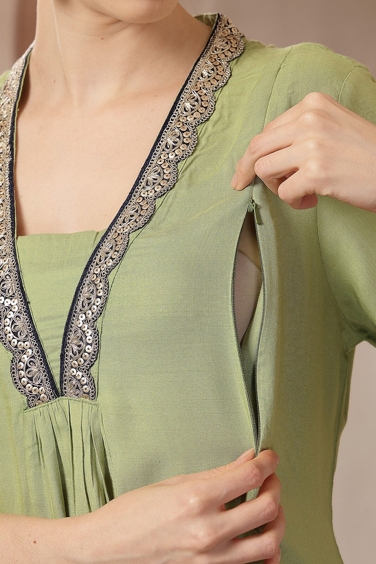 Maternity Concealed Zip Feeding Kurta Set with Dupatta - Parrot Green - Image 2
