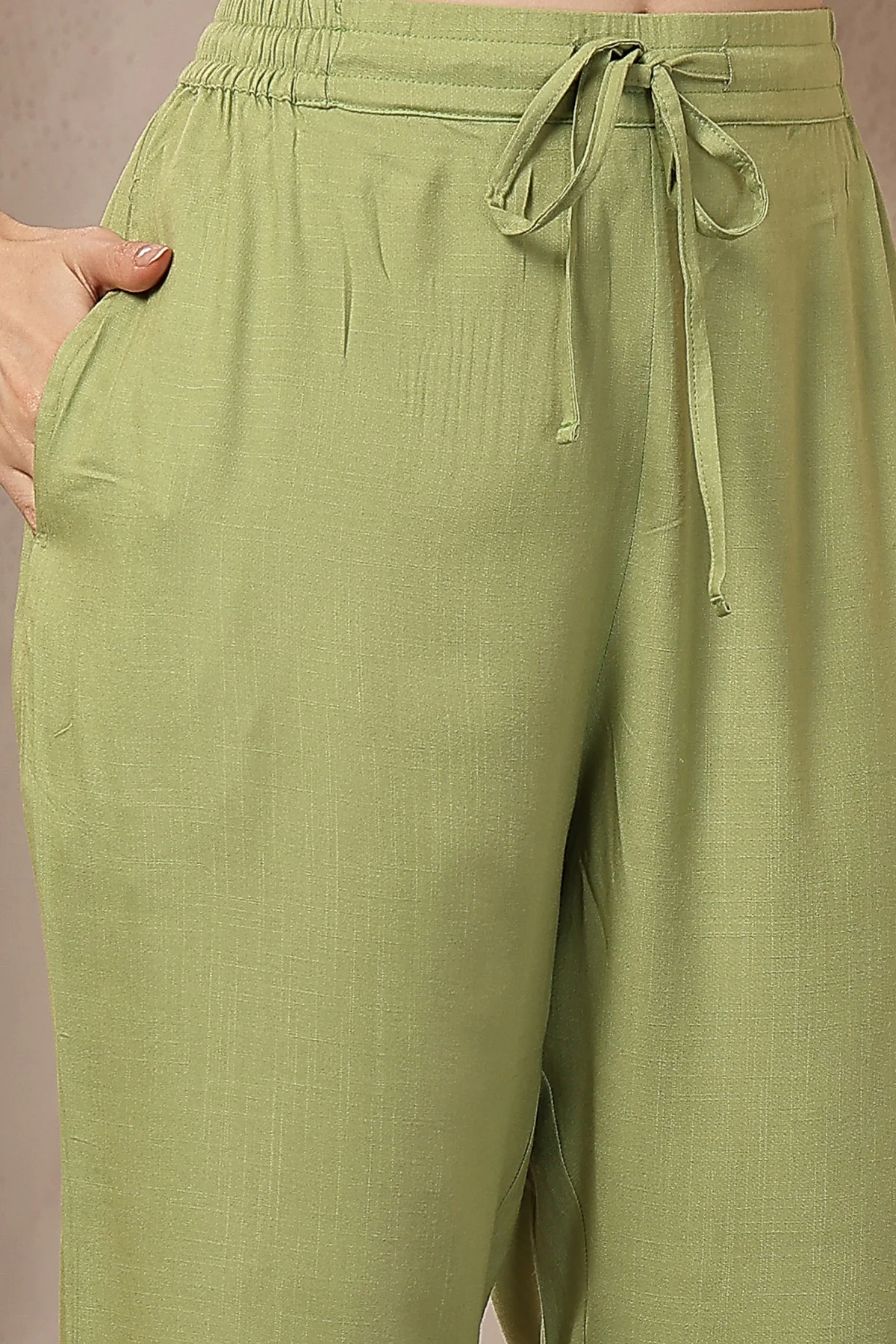 Maternity Concealed Zip Feeding Kurta Set with Dupatta - Parrot Green - Image 5