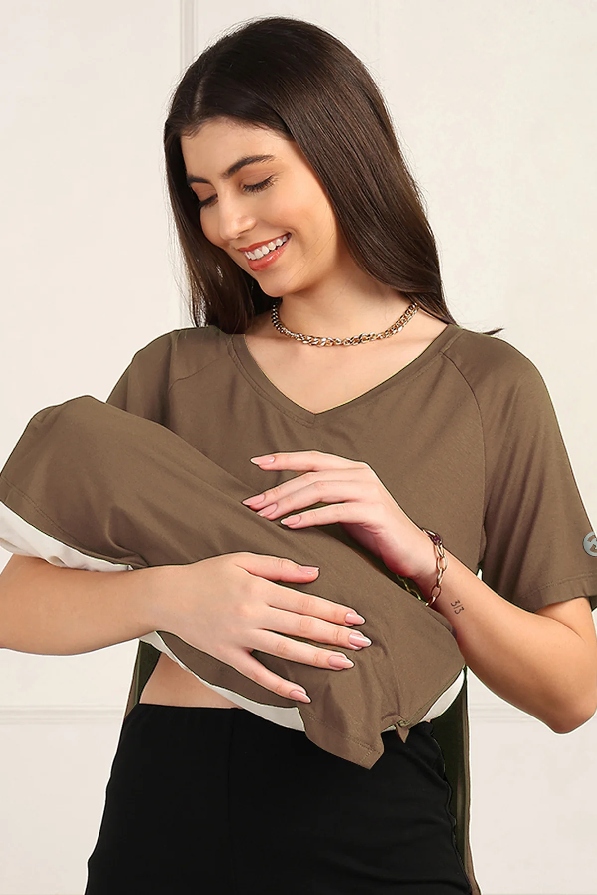 Mocha Maternity Nursing Top & Shorts Set - Image 2