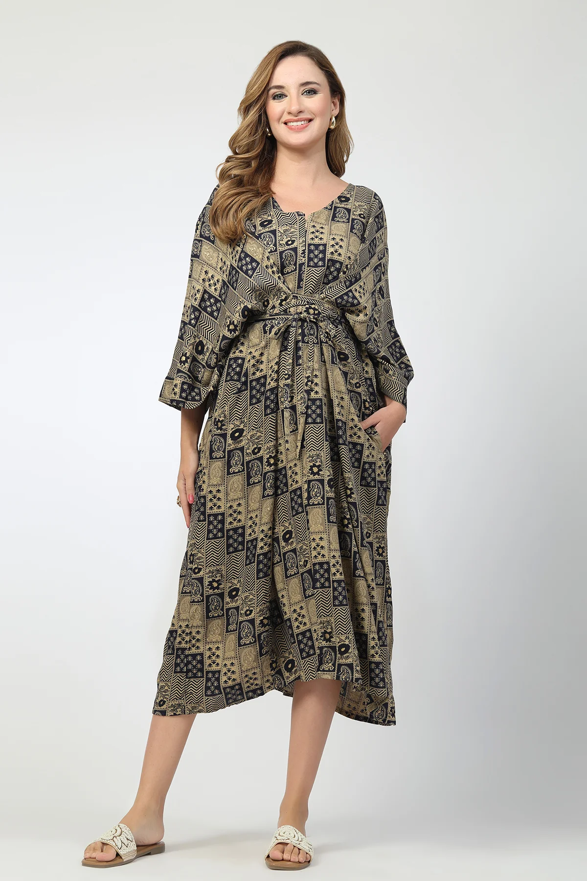 Maternity Concealed Zip Feeding Kaftan - Blue - Image 5