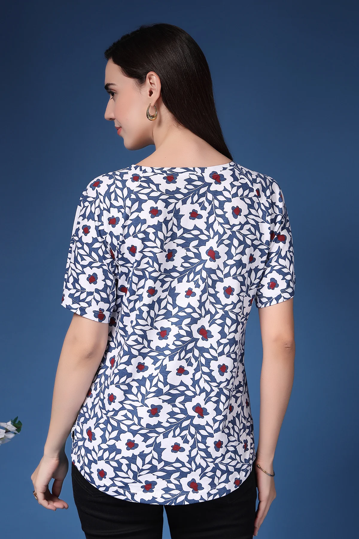 Navy Blue Side-Zip Maternity Feeding Top - Image 3