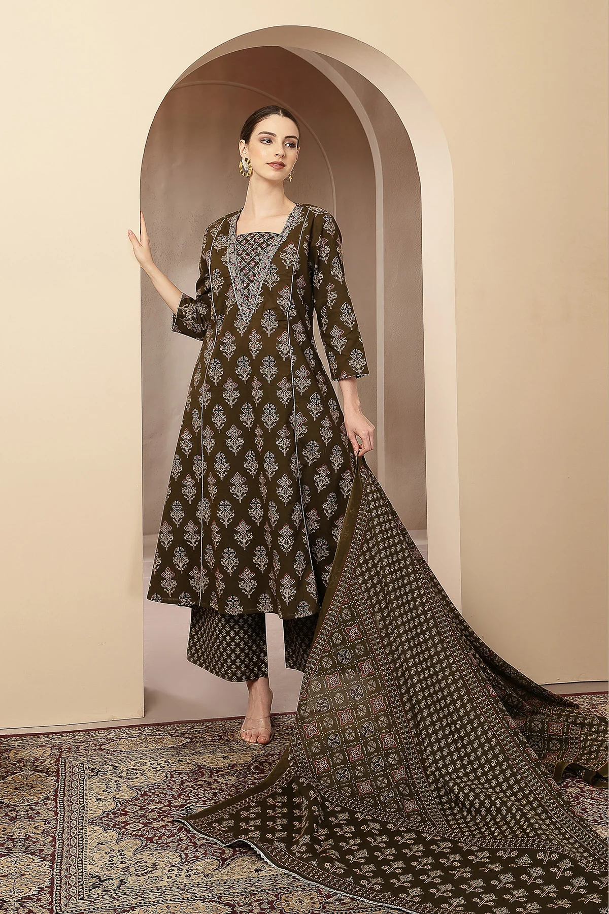 Olive Green 100% Cotton Concealed Zip Feeding Maternity Kurta Set with Dupatta - Image 12