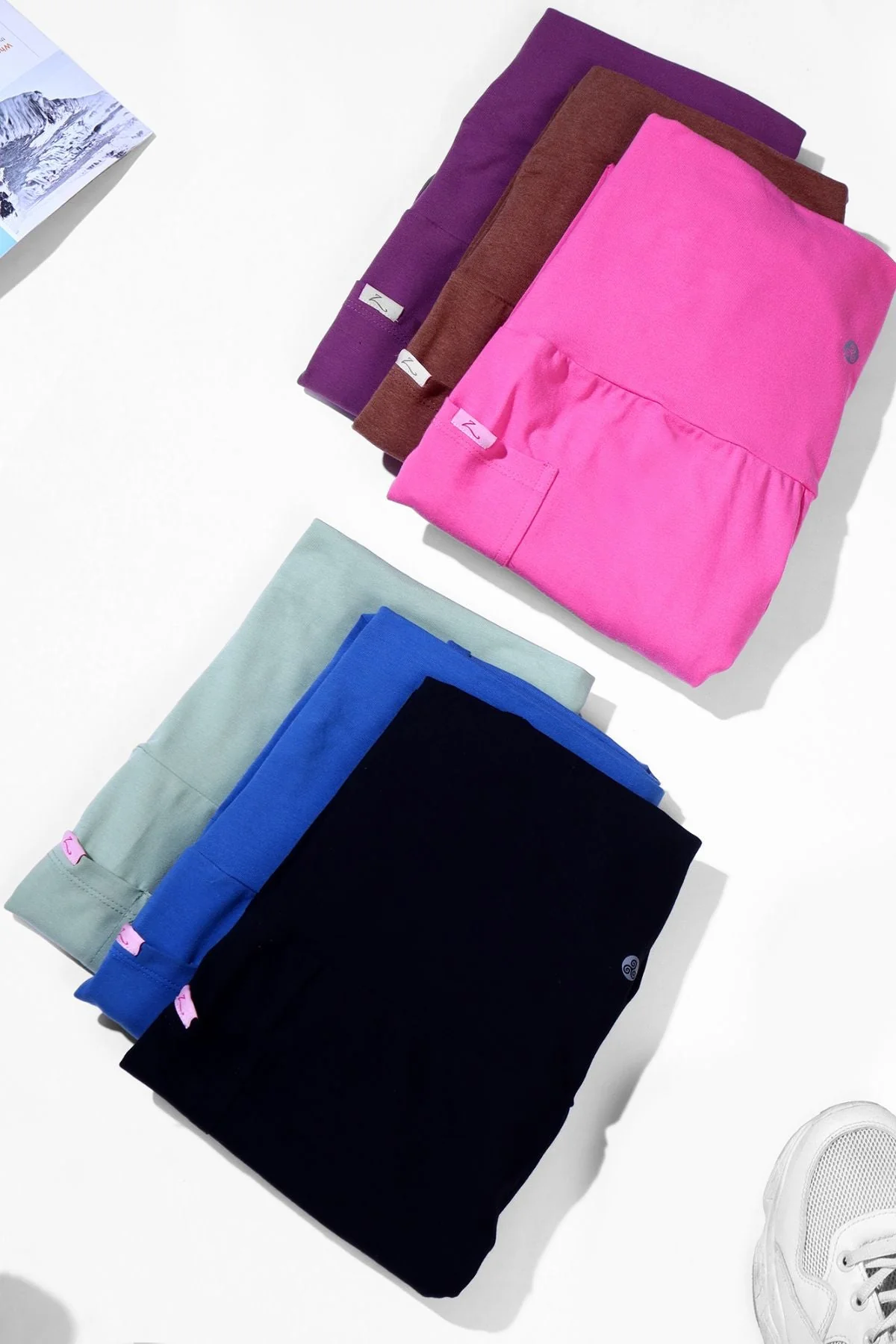 Ruched Cotton Blue Maternity Capri (Pregnancy & Postpartum) - Image 10