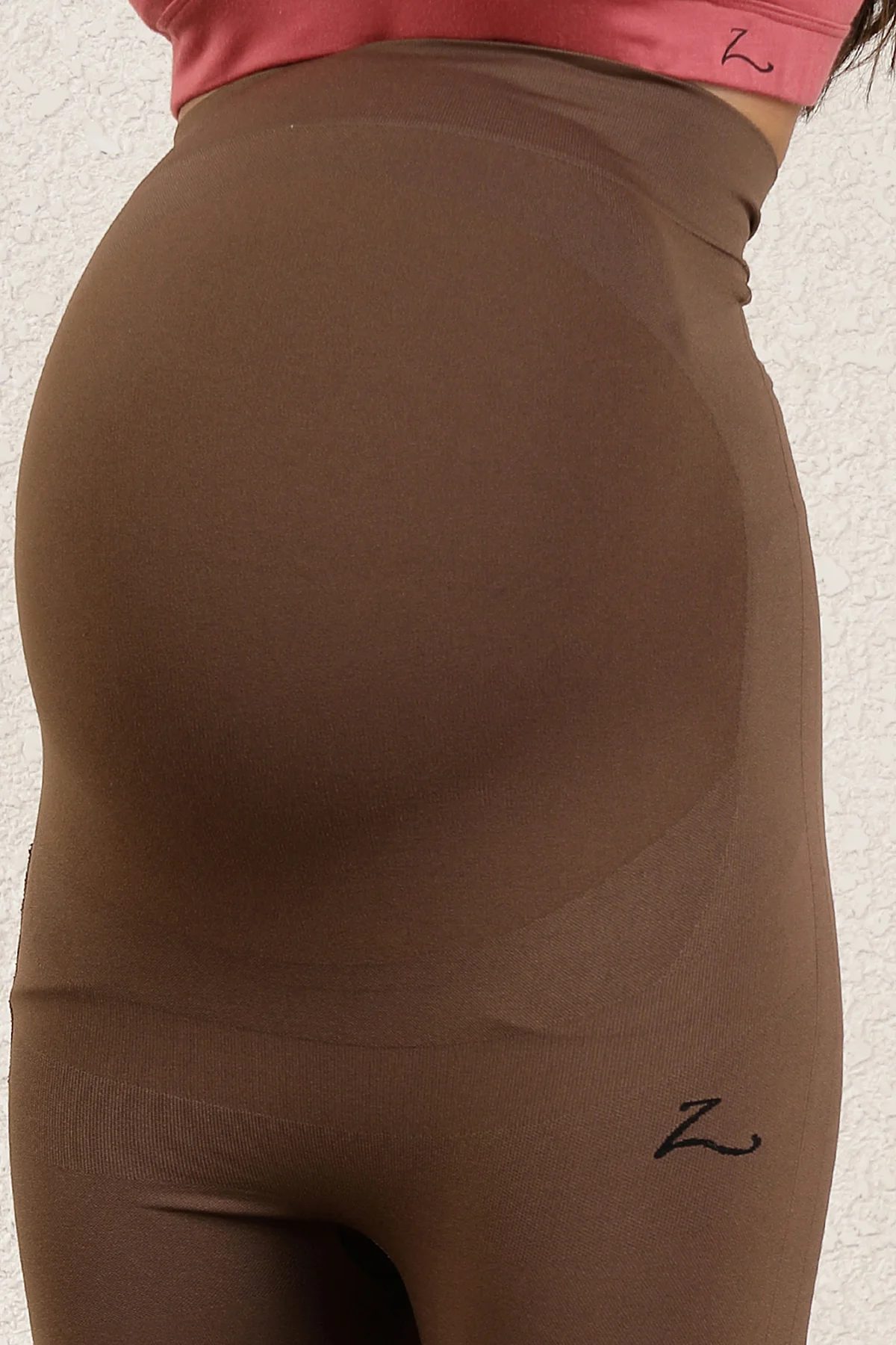 Seamless Adaptable Bump Support Brown Maternity Legging - Image 5