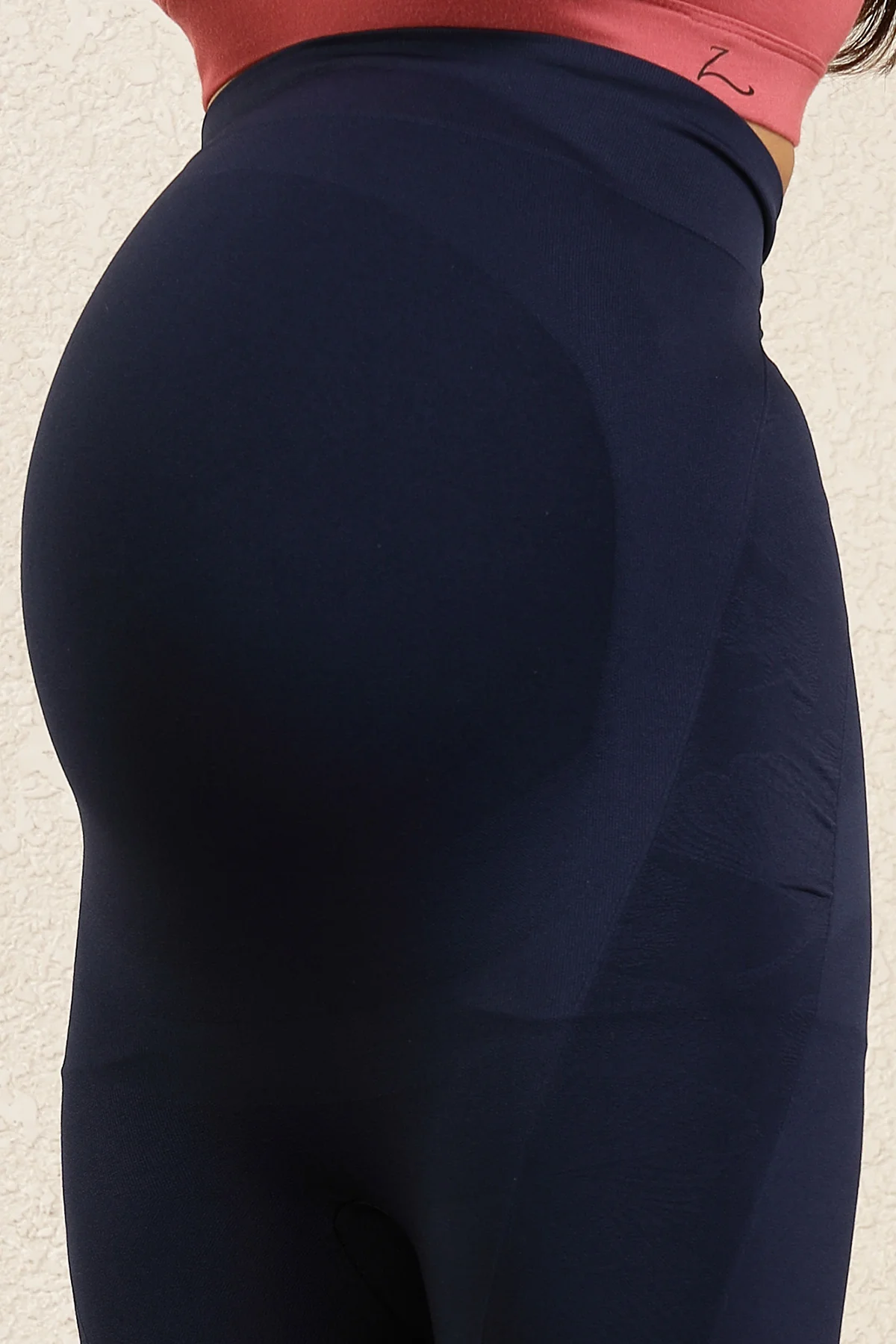 Seamless Adaptable Bump Support Navy Blue Floral Jacquard Maternity Legging - Image 7