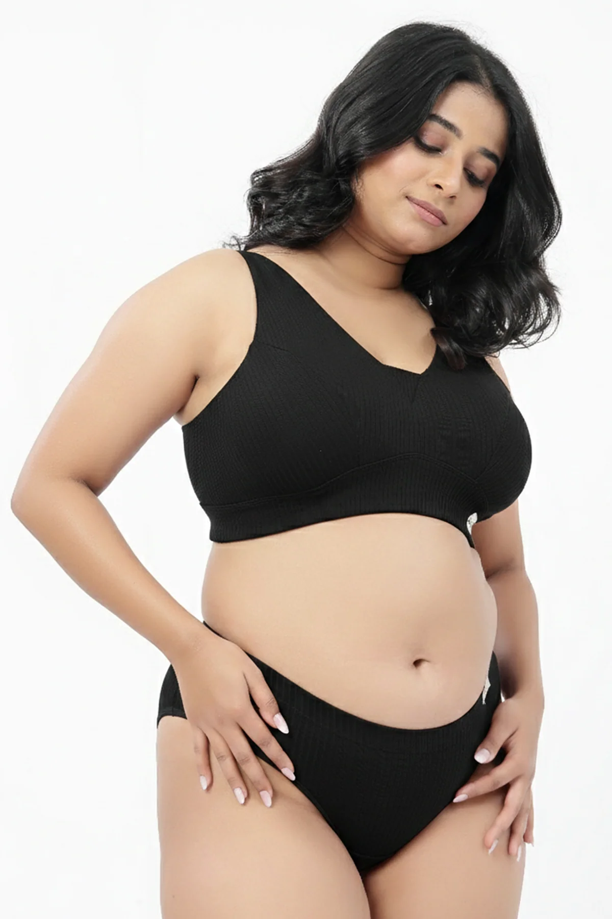 Sera Broad Rib Mid Rise Hipster - Black - Image 10