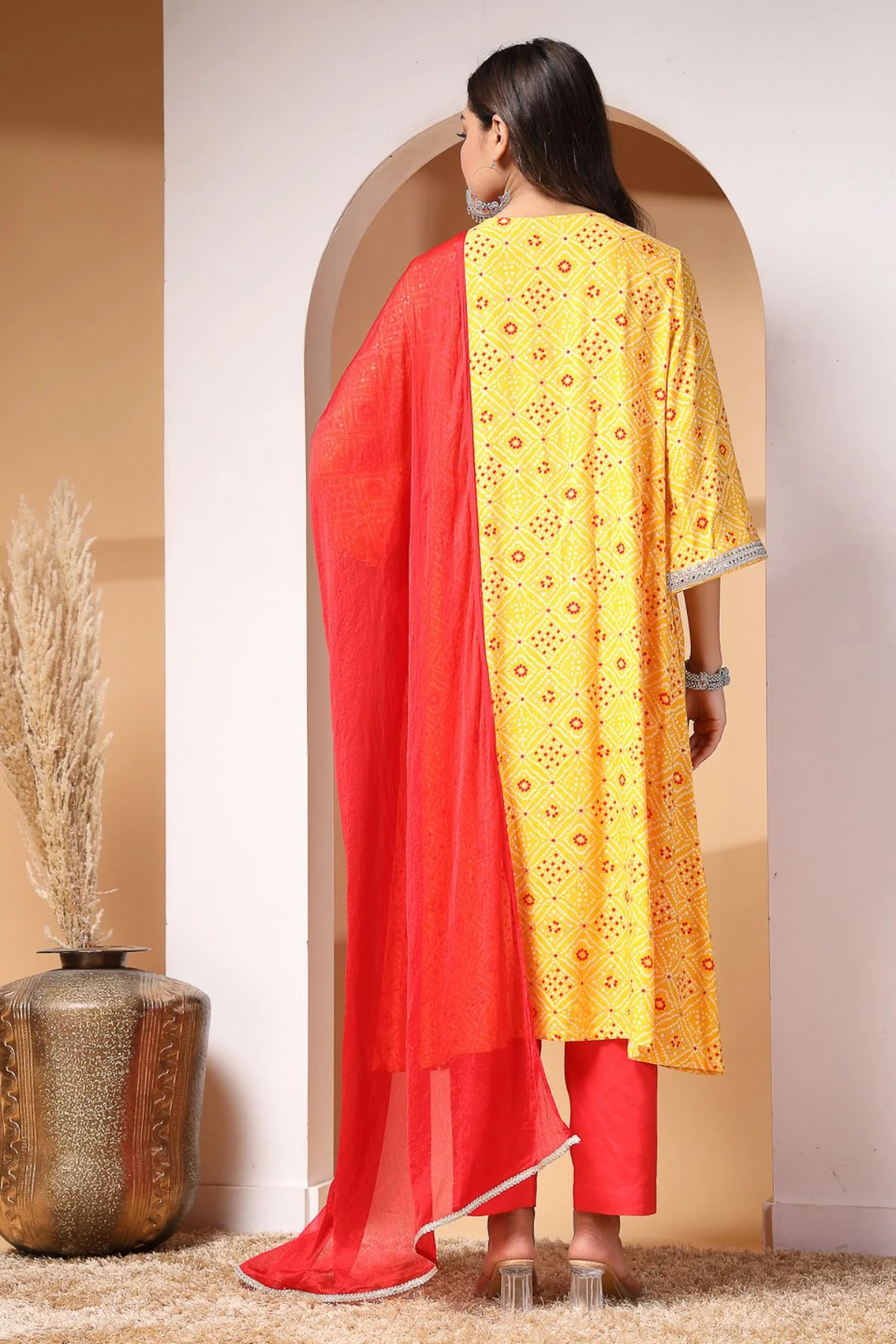 Sunshine Serenade Maternity and Feeding Friendly Kurta Set - Image 4