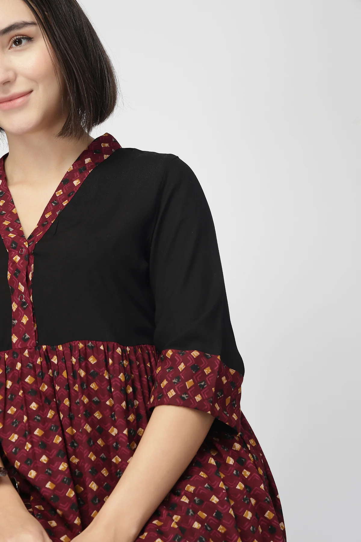 Maternity Zipless Feeding Kurta Set -Black & Maroon - Image 10