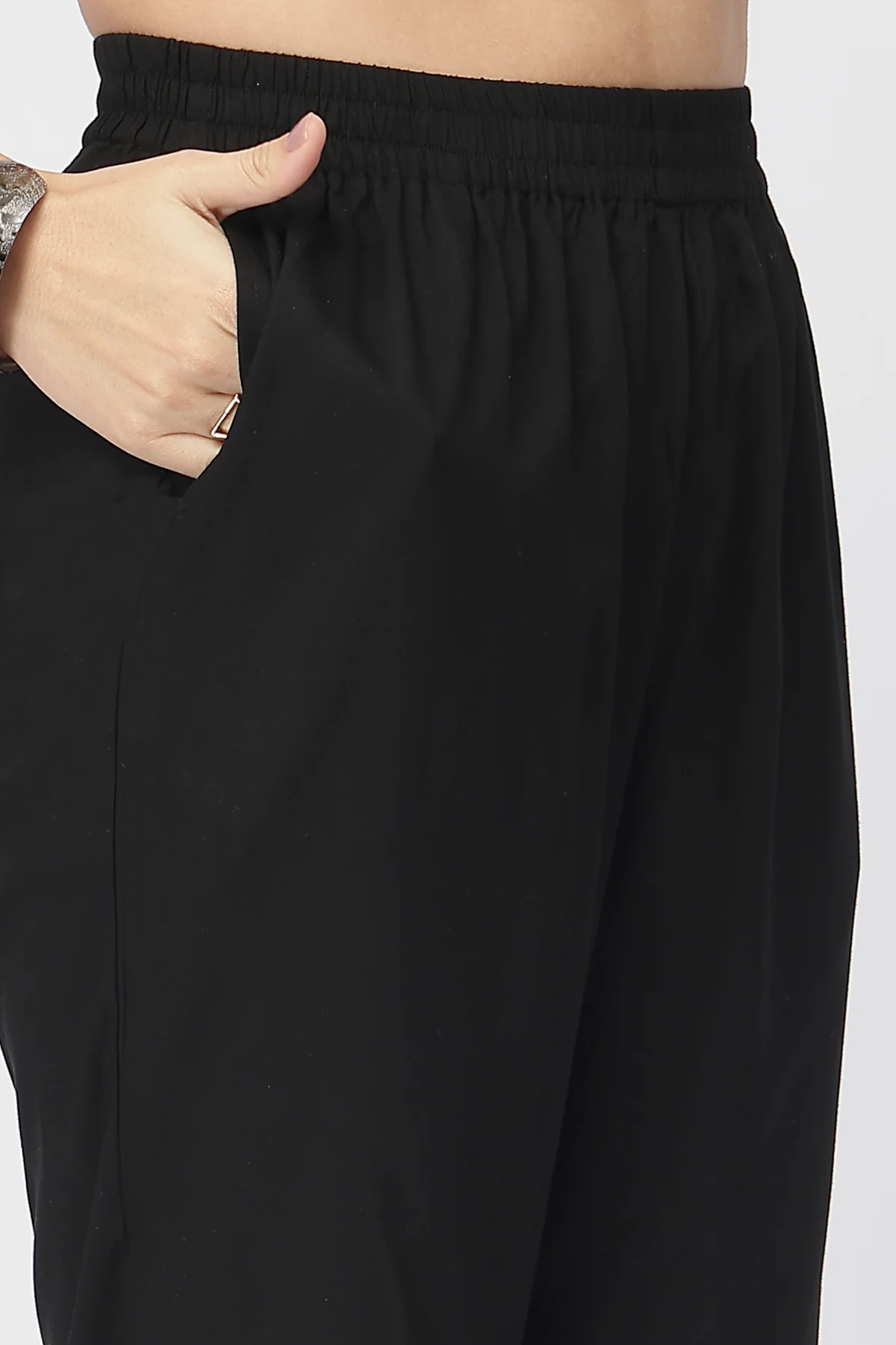 Maternity Zipless Feeding Kurta Set -Black & Maroon - Image 5