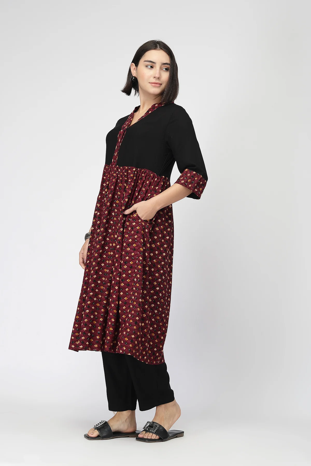 Maternity Zipless Feeding Kurta Set -Black & Maroon - Image 6