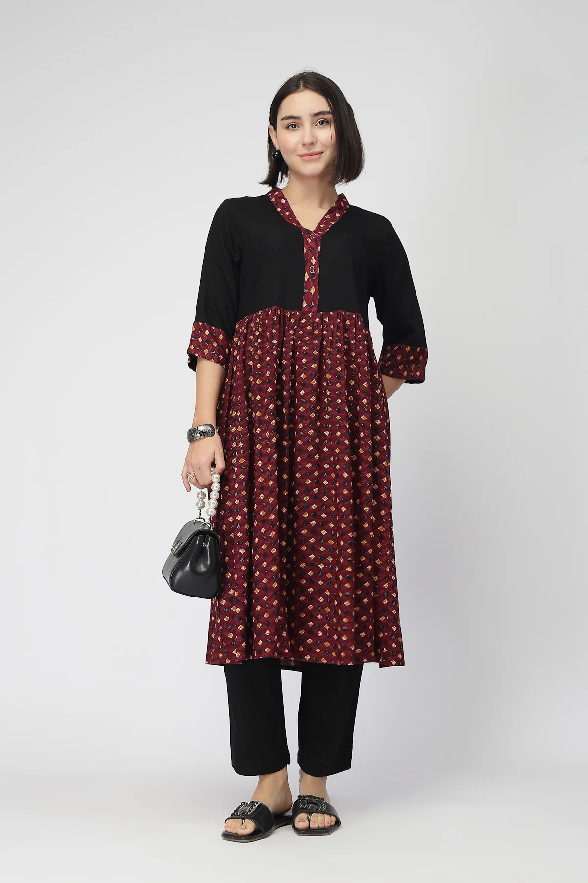 Maternity Zipless Feeding Kurta Set -Black & Maroon - Image 9