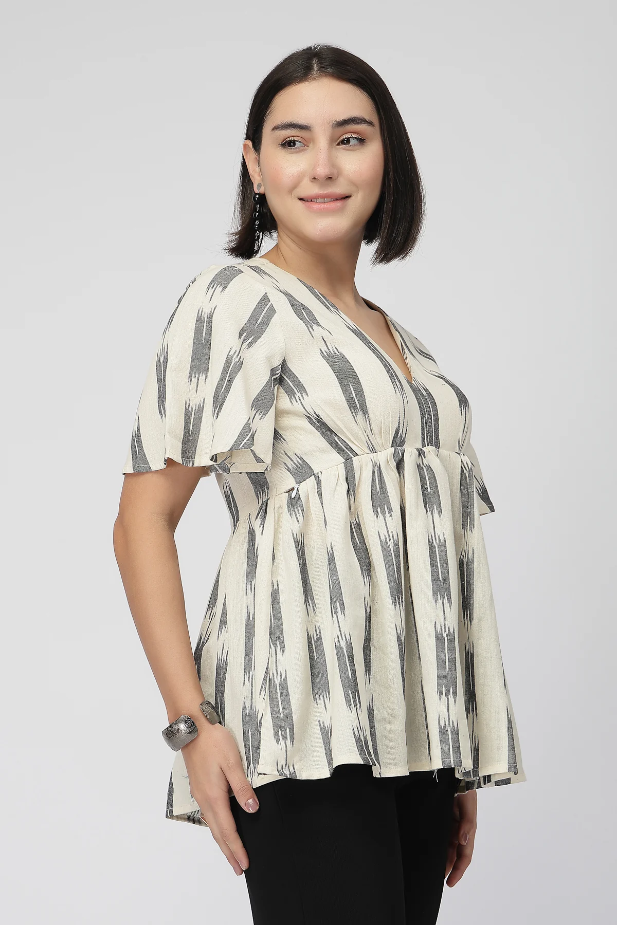 Broad Ikat Gathered Top with Zip - OFF-WHITE - Image 5