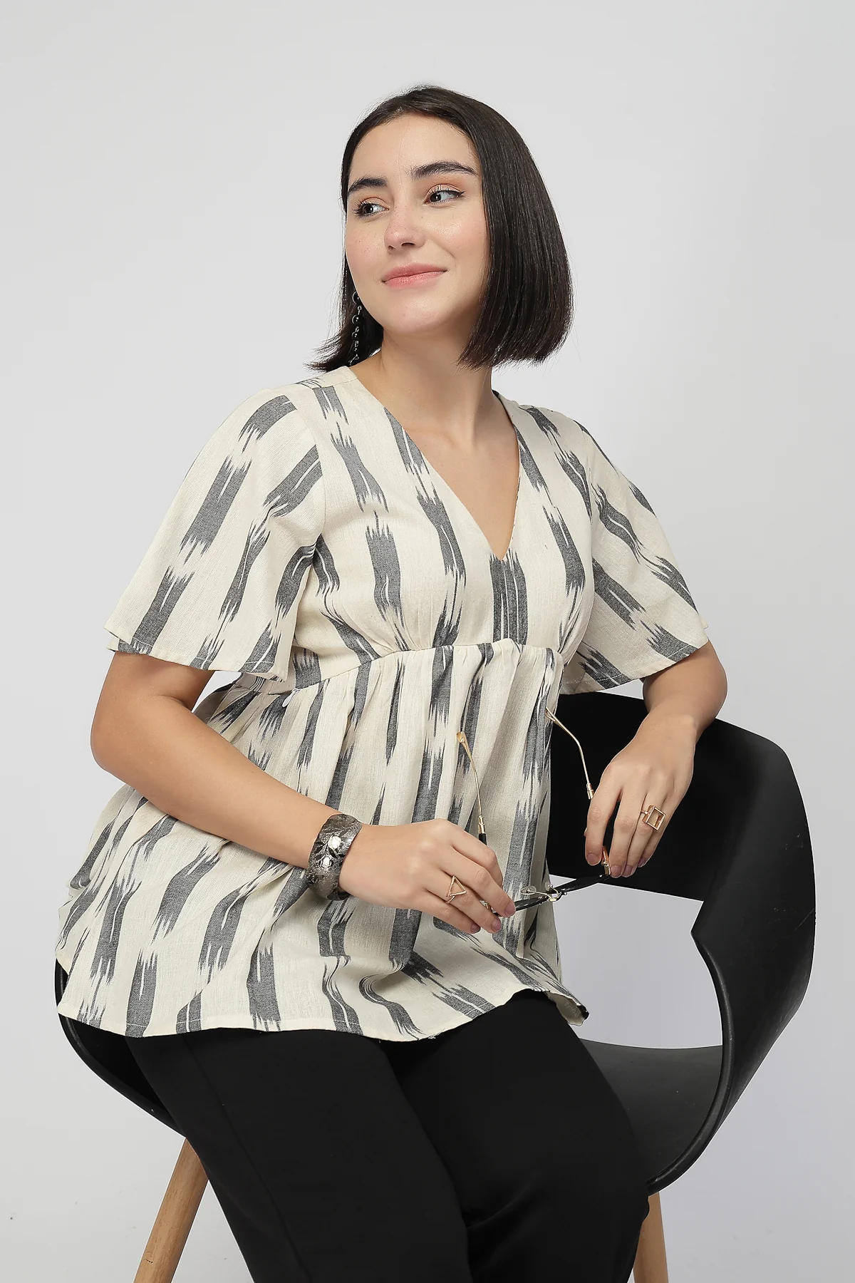 Broad Ikat Gathered Top with Zip - OFF-WHITE - Image 9