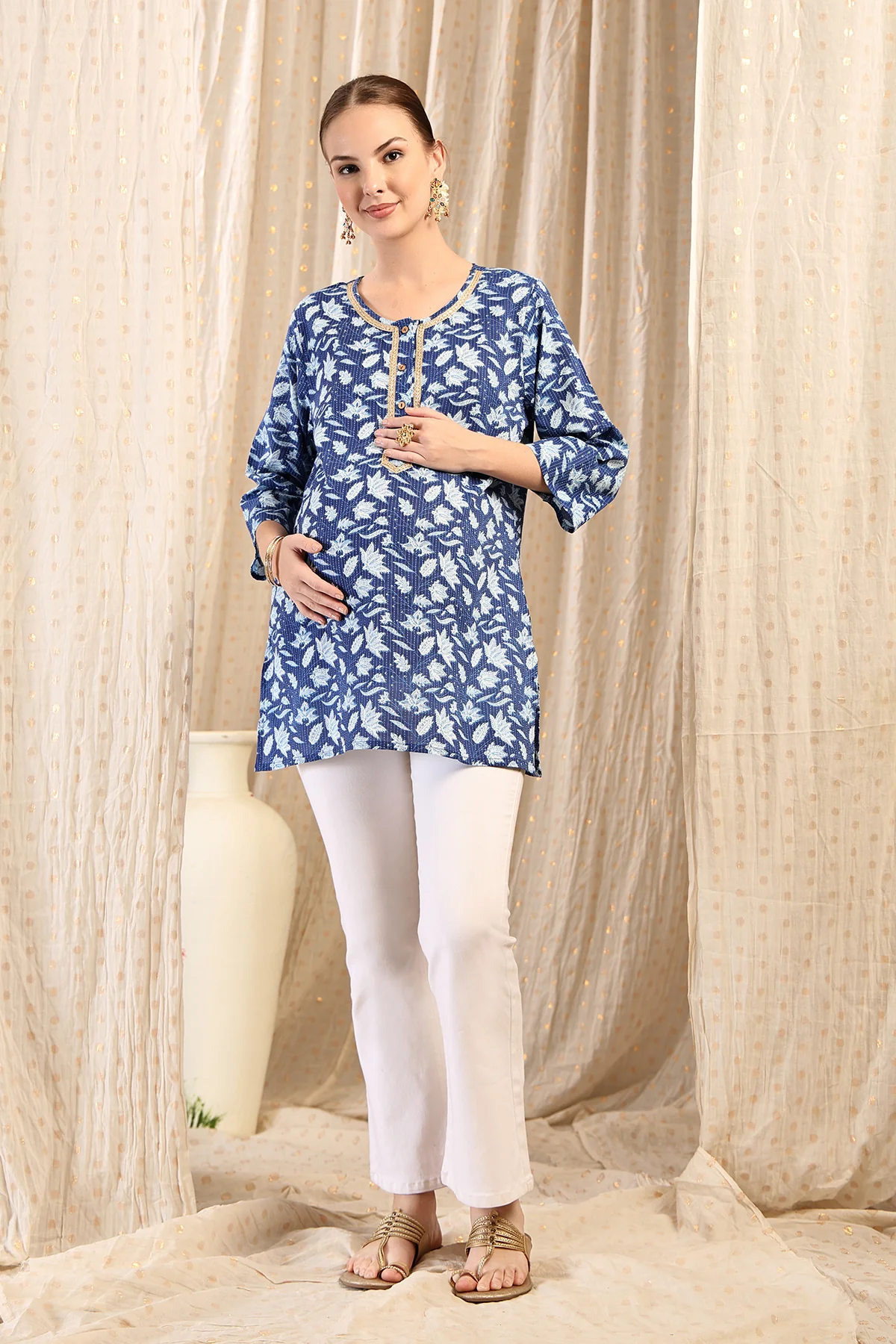 Zipless Feeding Cotton Top with Embroidered Neck - Indigo - Image 4