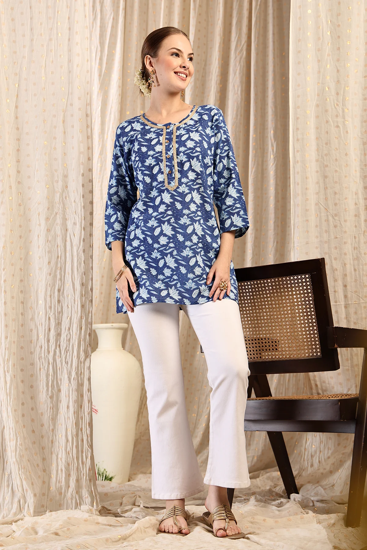 Zipless Feeding Cotton Top with Embroidered Neck - Indigo - Image 9