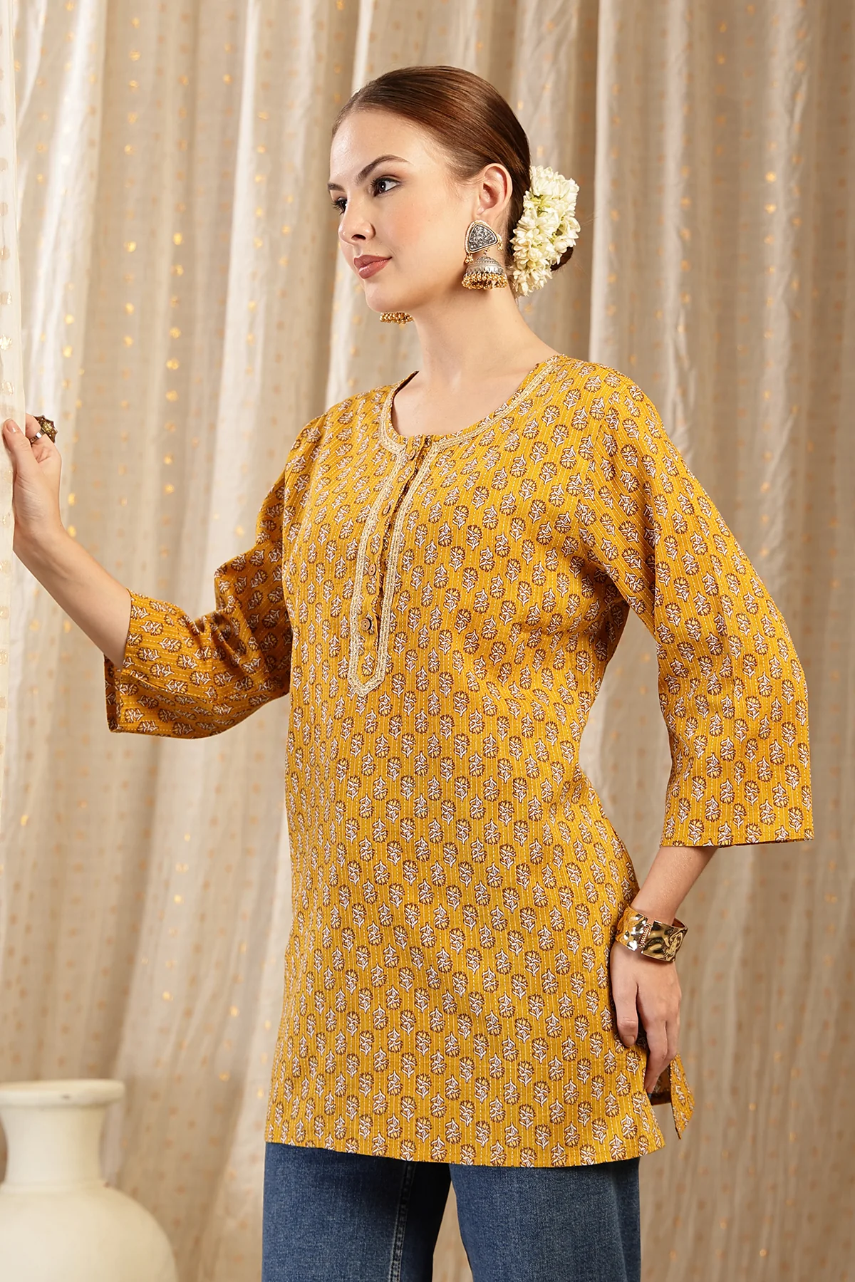 Zipless Feeding Cotton Top with Embroidered Neck - Ocher Booty - Image 6