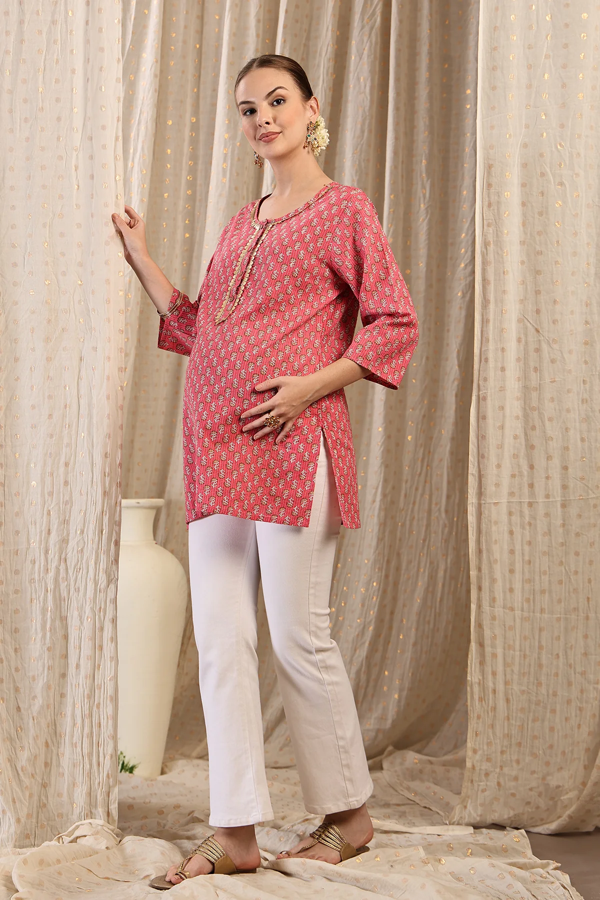 Zipless Feeding Cotton Top with Embroidered Neck - Pink Booty - Image 4