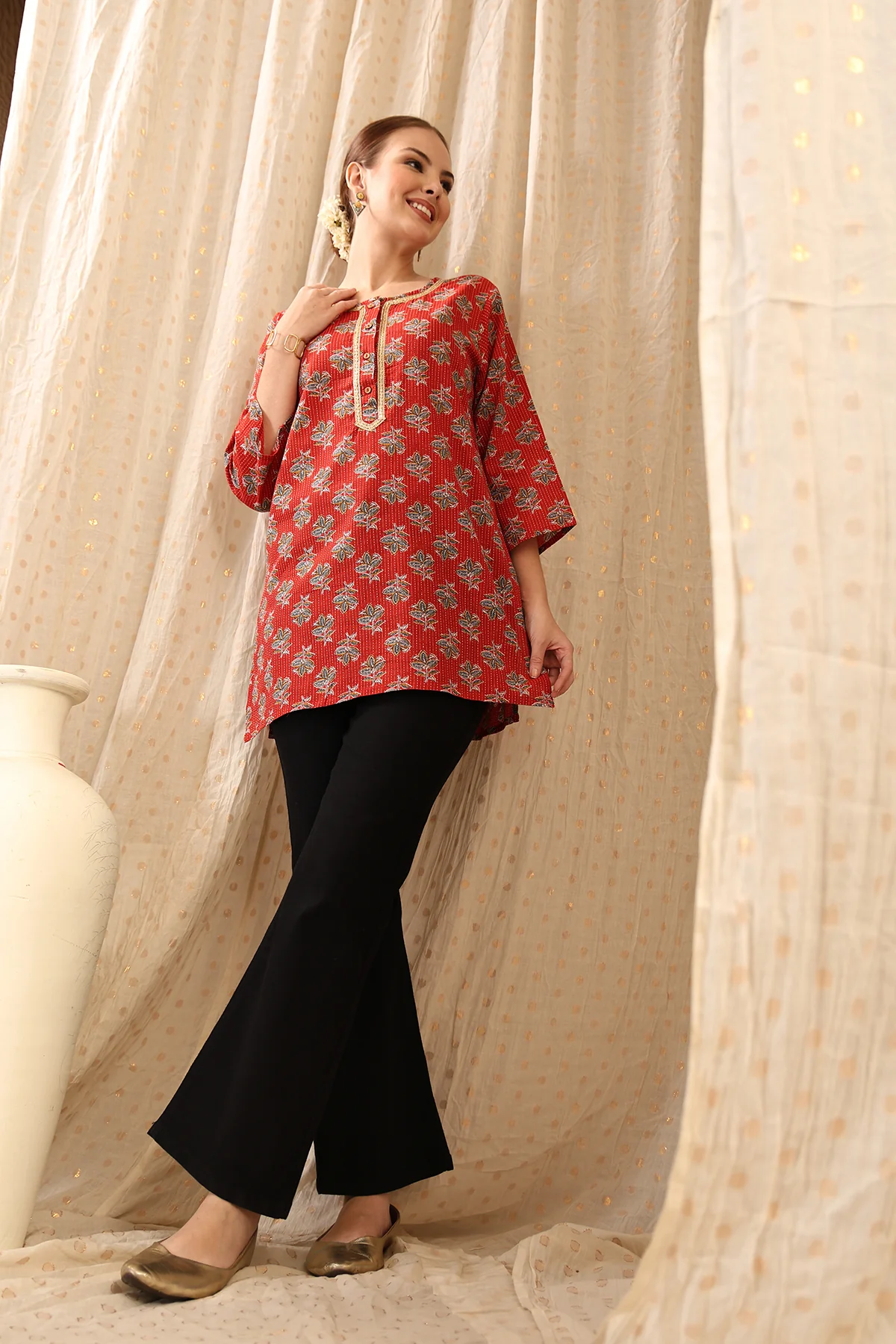Zipless Feeding Cotton Top with Embroidered Neck - Red - Image 11