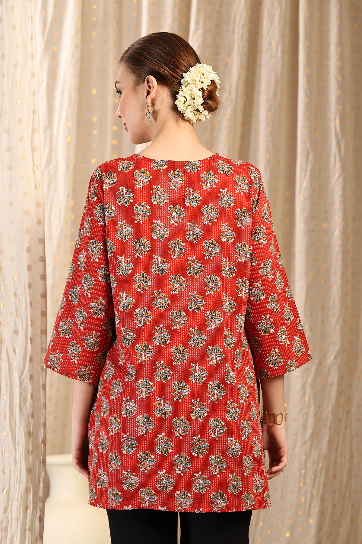 Zipless Feeding Cotton Top with Embroidered Neck - Red - Image 3
