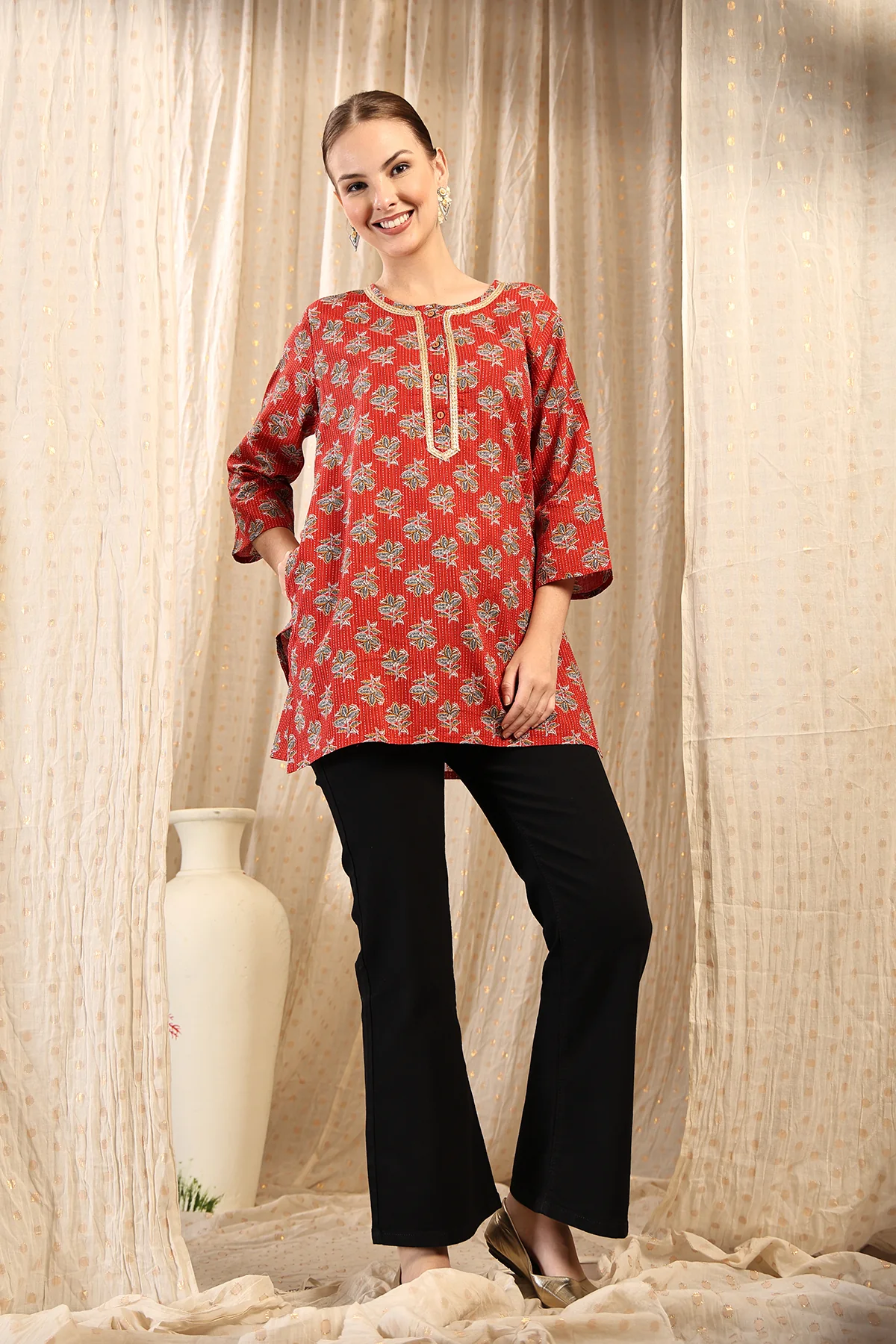 Zipless Feeding Cotton Top with Embroidered Neck - Red - Image 7